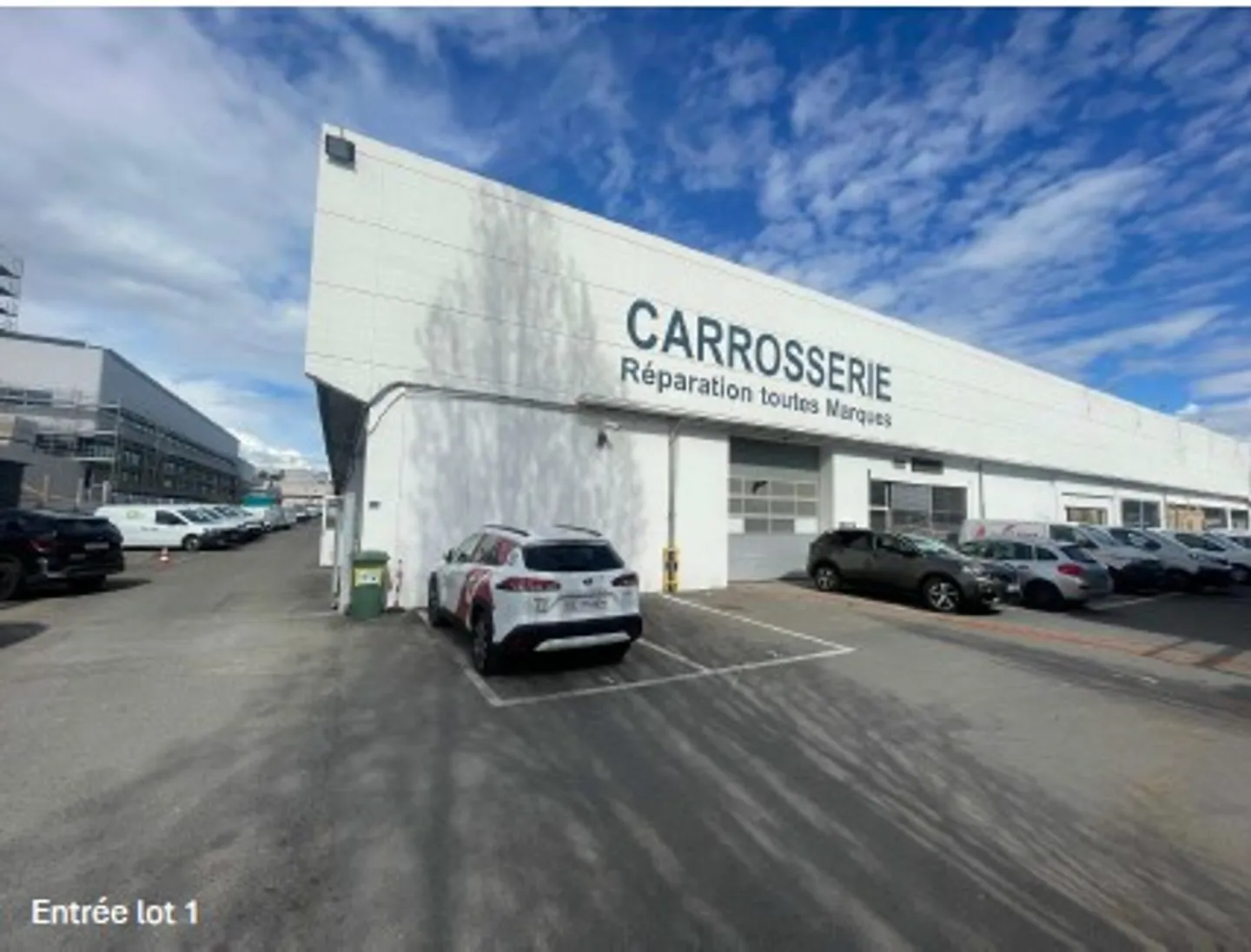 Spazio industriale in affitto - Meyrin - Da 600 m2 - Piano terra - Foto 1 di 5