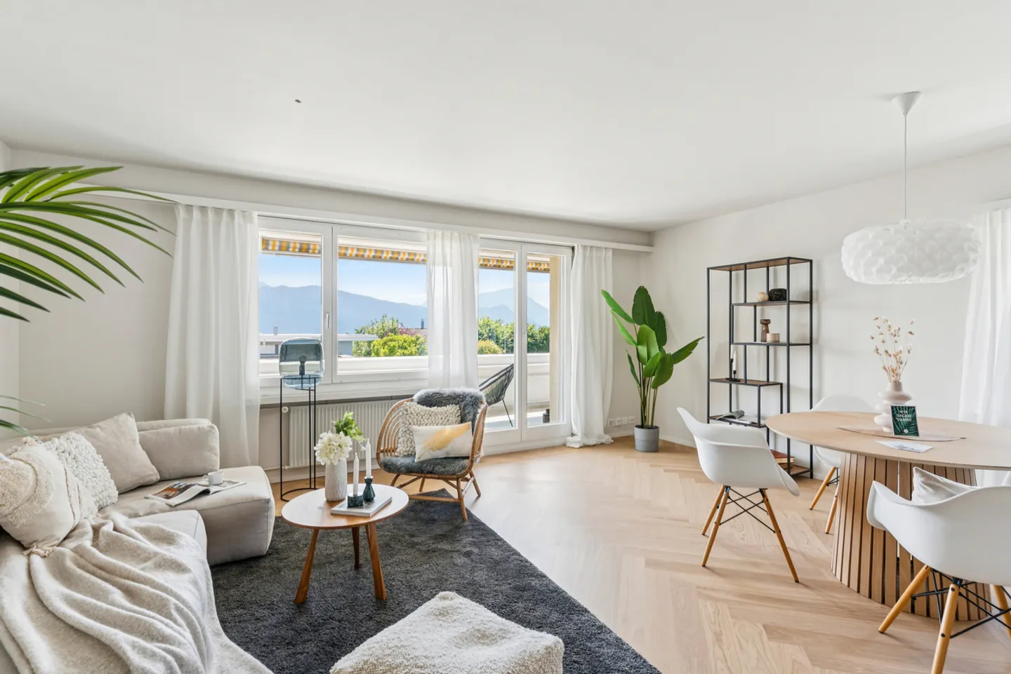 Renovierte Wohnung mit Bergsicht - Foto 1 von 4