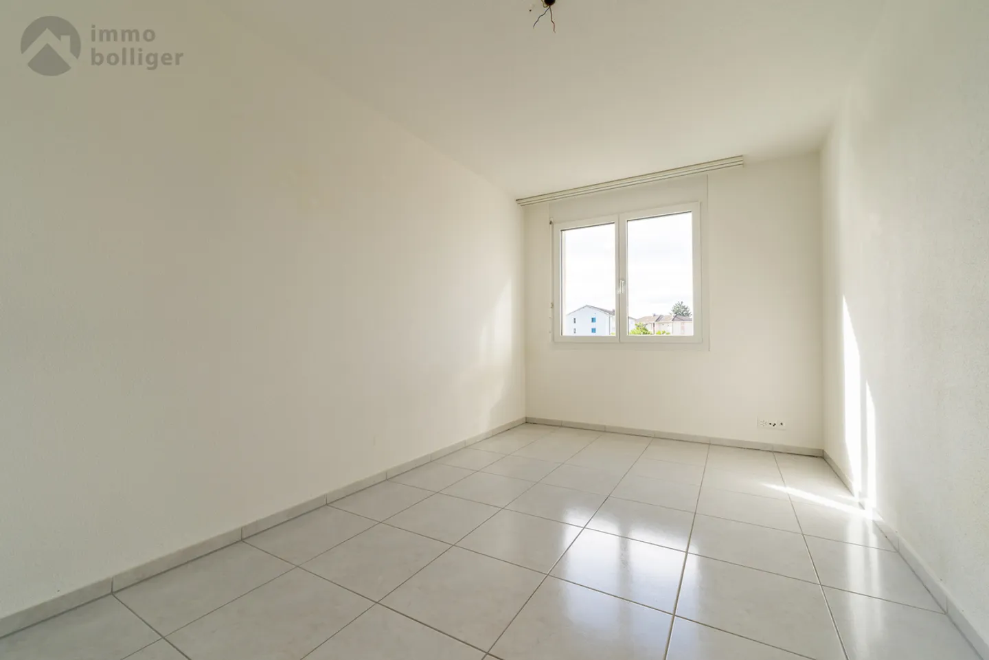 Appartamento in vendita - Foto 5 di 9