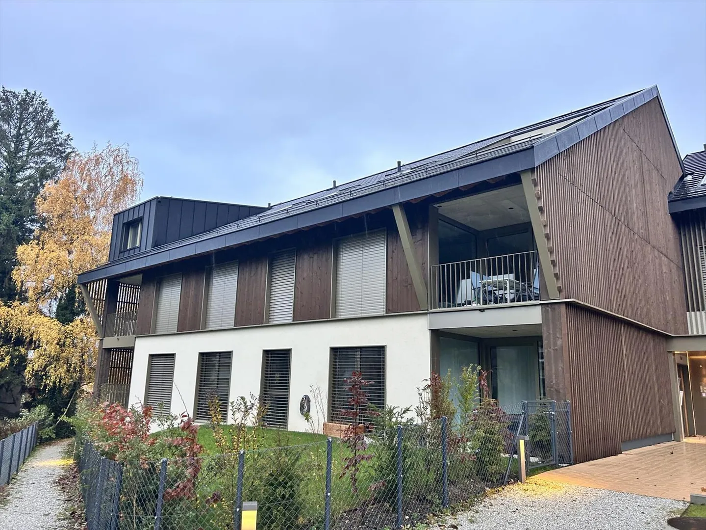 2,5 stanze in un attico tranquillo - Foto 1 di 7