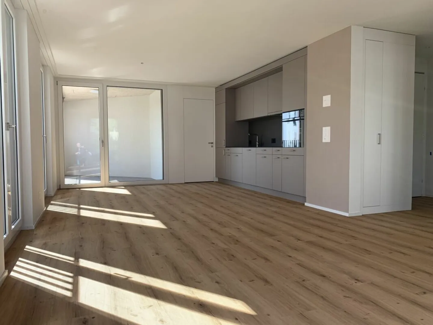 Appartamento 2.5 locali 1° piano / A1.3 - Foto 2 di 9