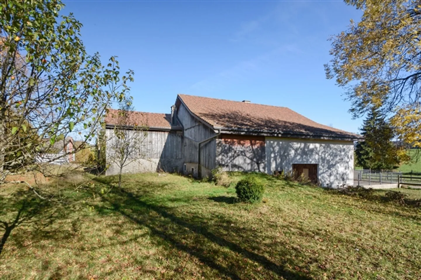 Le Noirmont, charmante ferme avec terrain à bâtir - Photo 12 sur 13