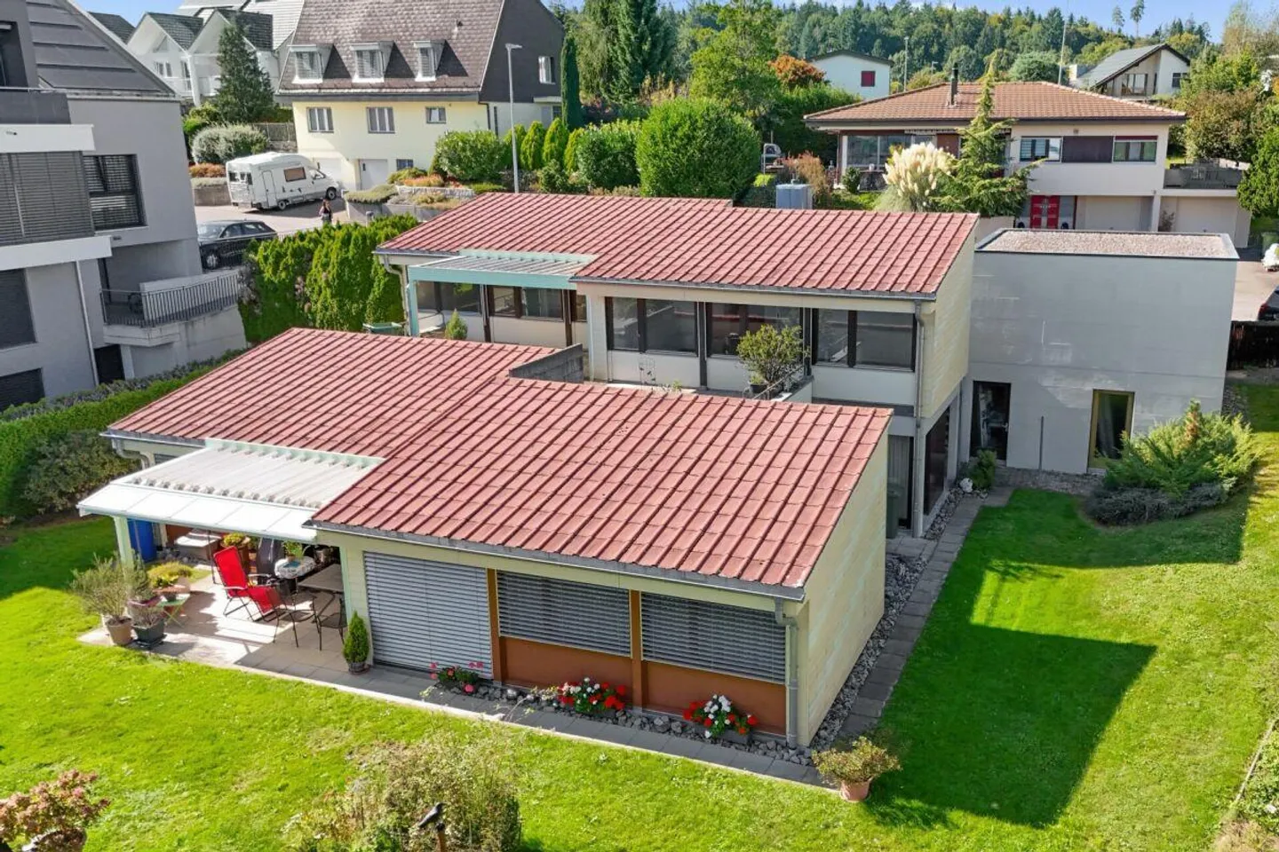 4 ½-Zimmer-Terrassenhaus in Oberentfelden - Foto 1 von 13