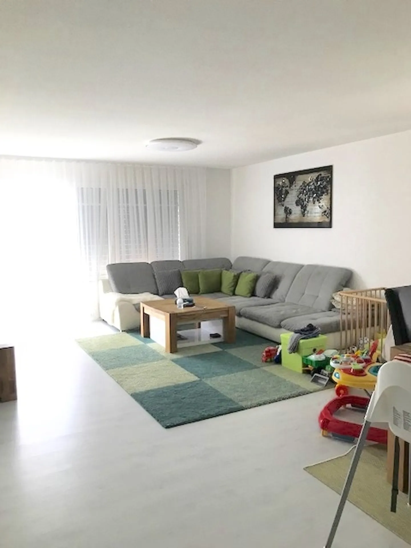 grand appartement lumineux de 5 1/2 pièces à louer - Photo 2 sur 11
