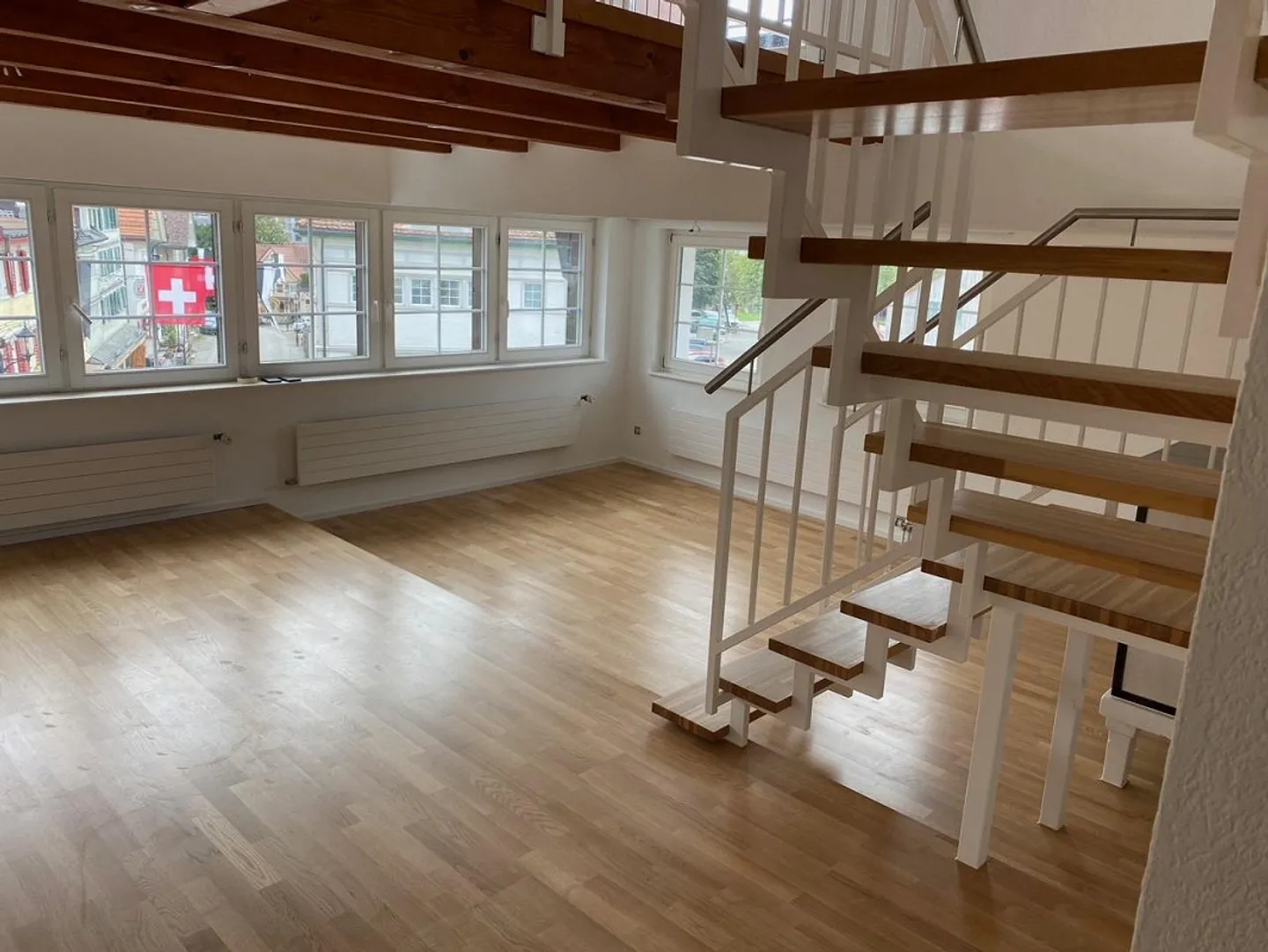 Appartamento duplex esclusivo di 8,5 stanze nel cuore di Herisau (182 m2) - Foto 5 di 11
