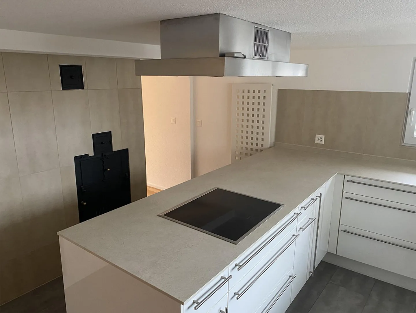Appartamento duplex esclusivo di 8,5 stanze nel cuore di Herisau (182 m2) - Foto 7 di 11