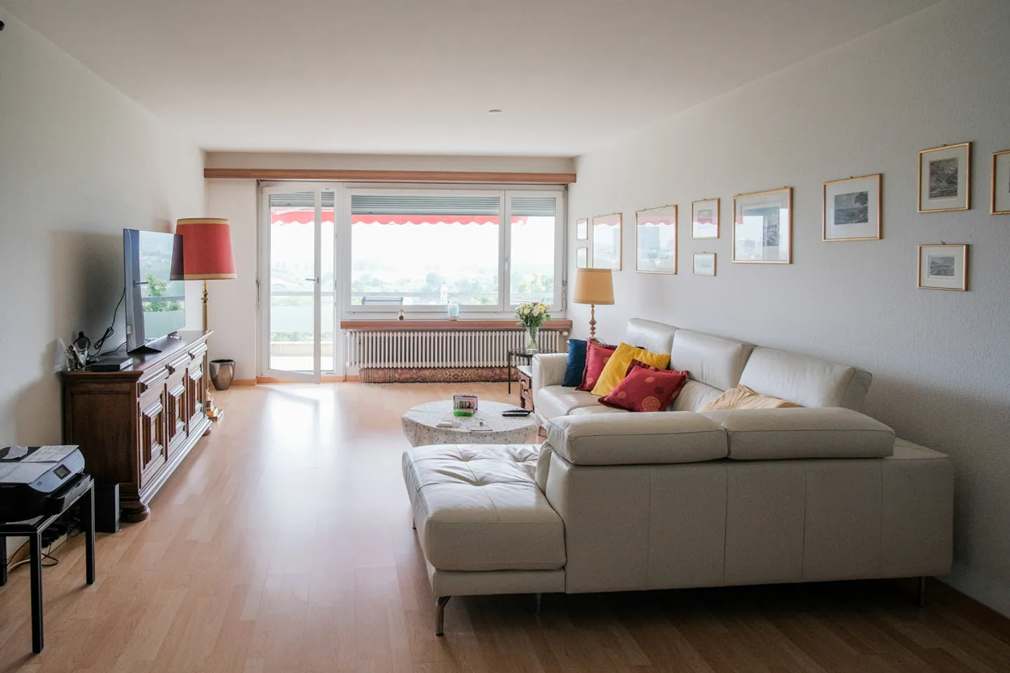 Oberengstringen: Traumsicht an bester Lage! - Foto 2 von 5