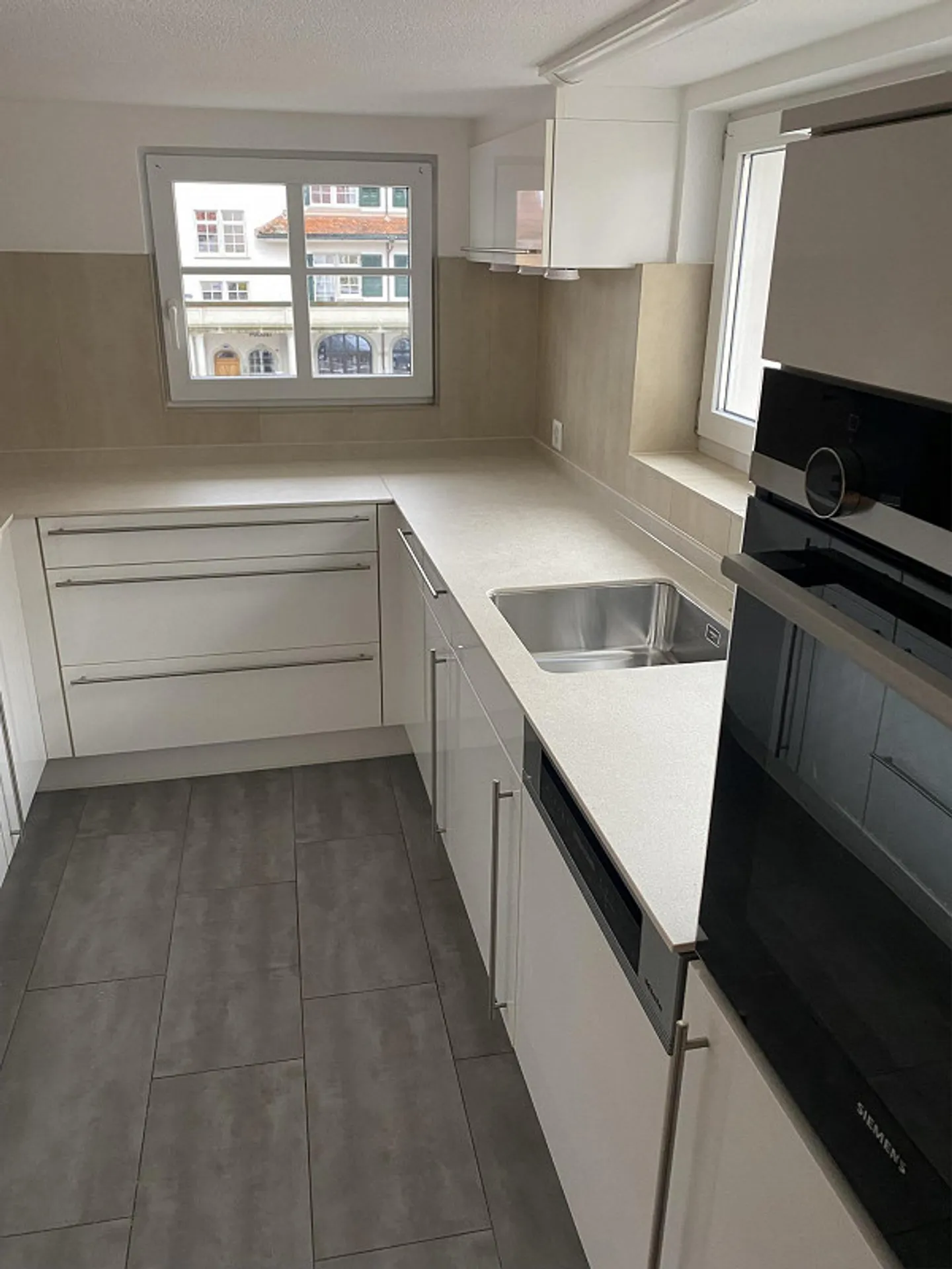 Appartamento duplex esclusivo di 8,5 stanze nel cuore di Herisau (182 m2) - Foto 8 di 11