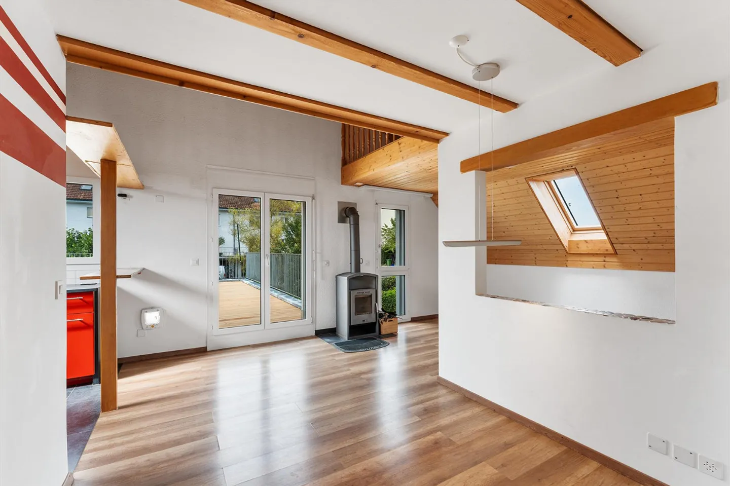 Un appartamento speciale cerca residenti speciali! - Foto 2 di 17