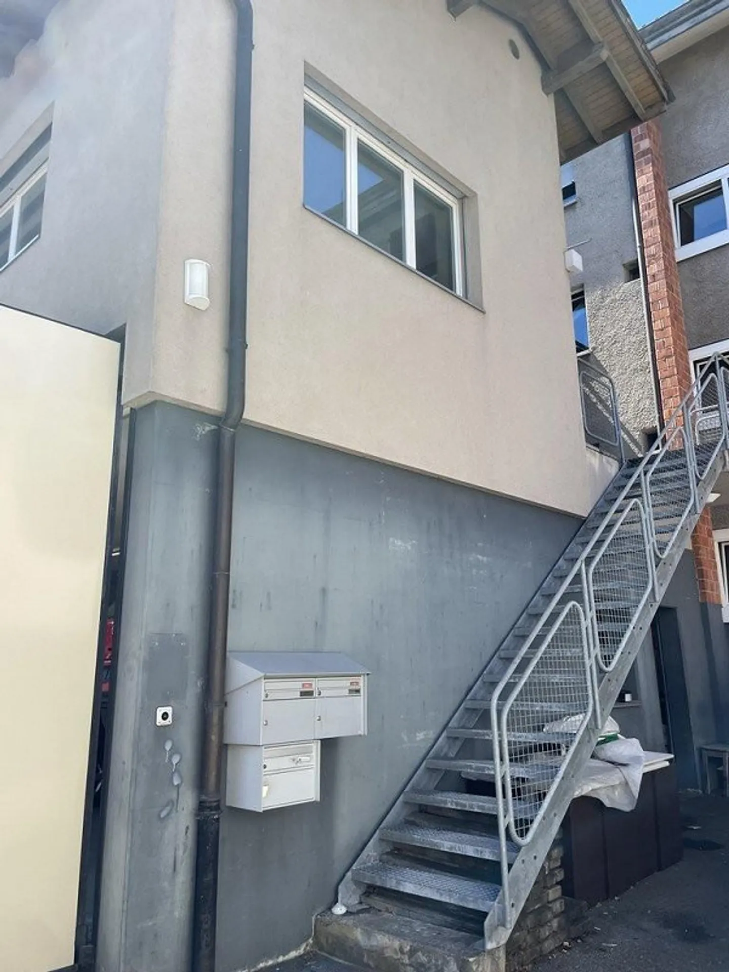 Spazioso, luminoso, affascinante - Foto 2 di 11