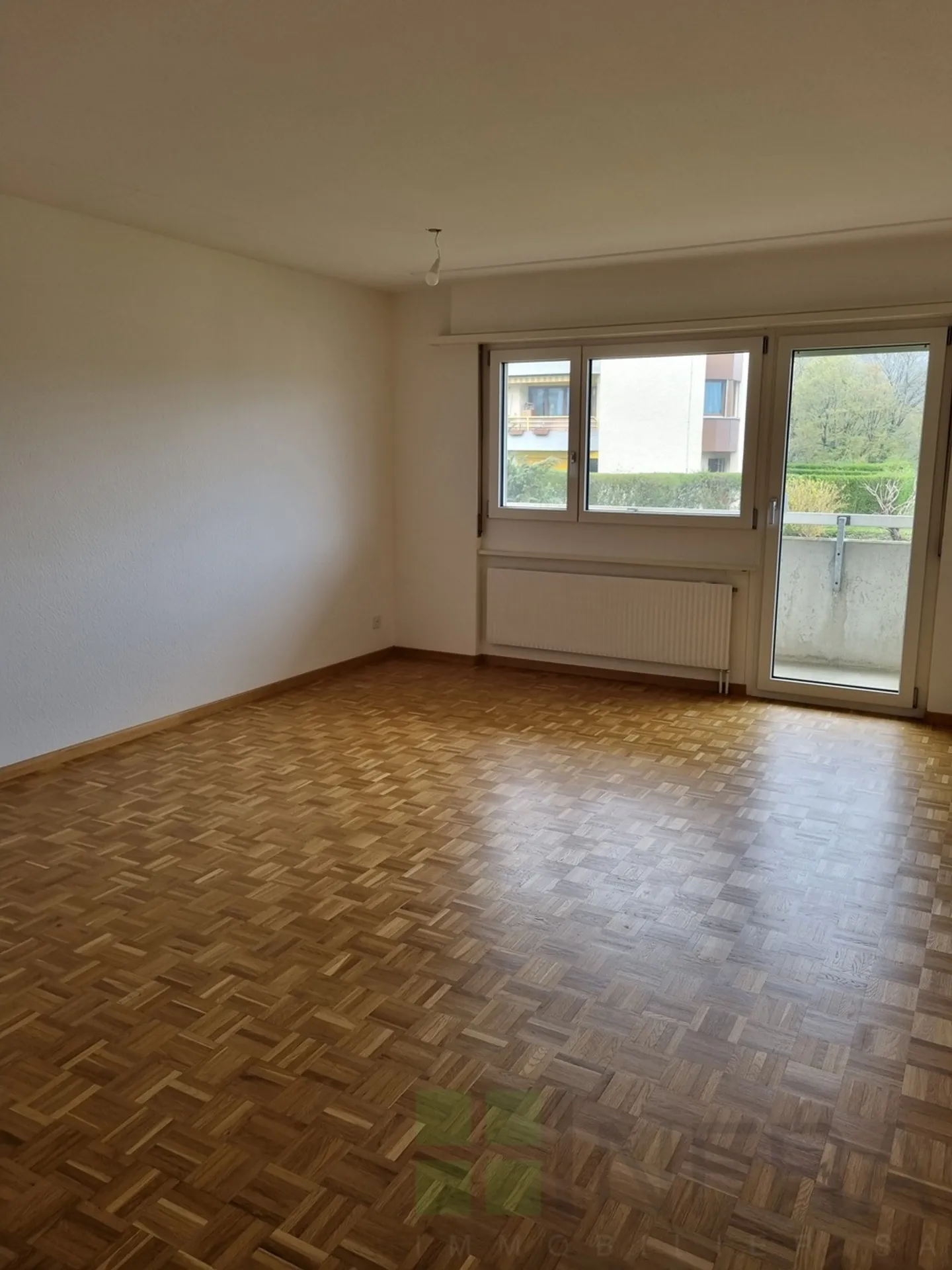 Apartment 75 m2 with 3 rooms on the 2nd floor, with elevator - Photo 11 of 14