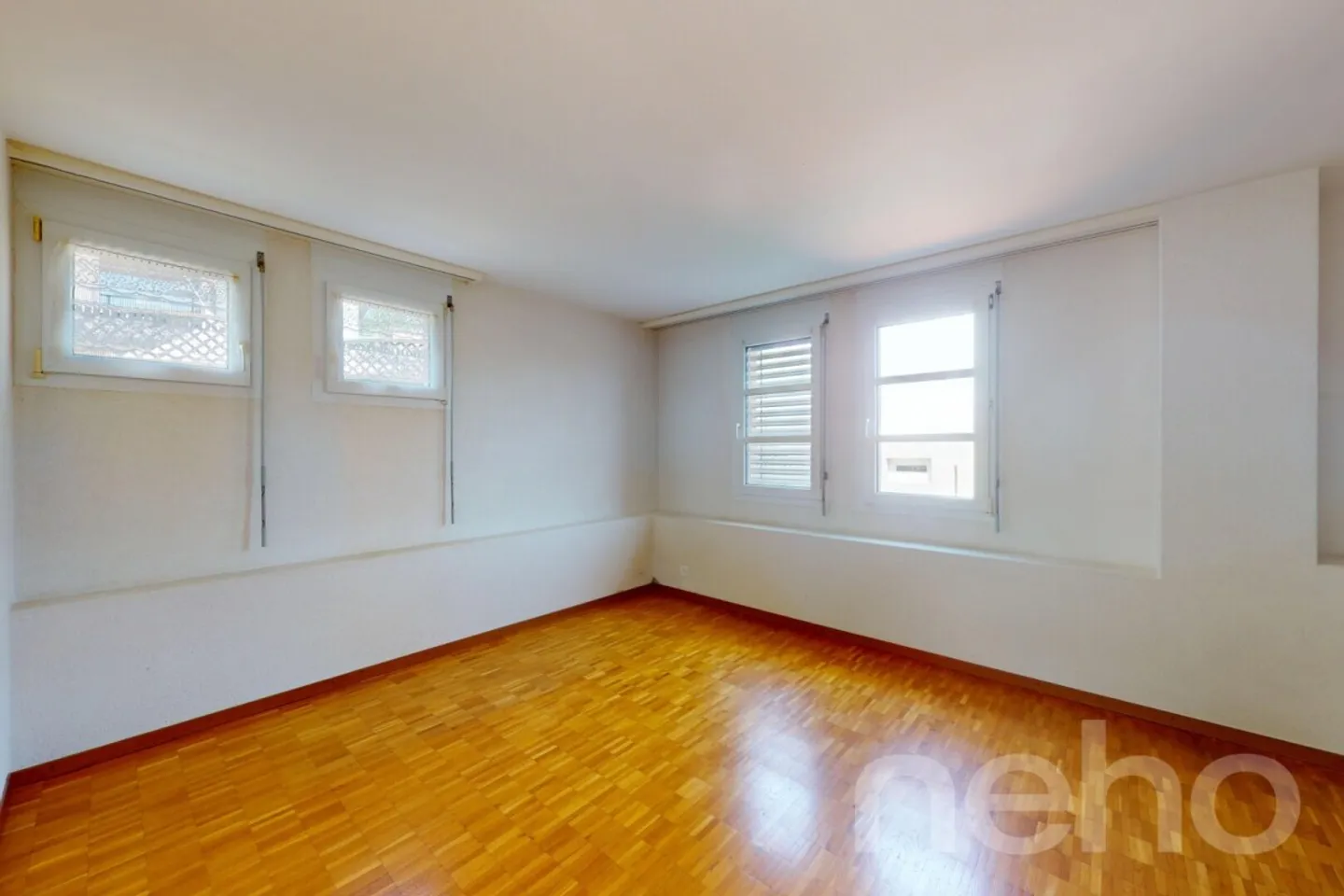 Bright Apartment in Cormondrèche - Photo 8 of 12