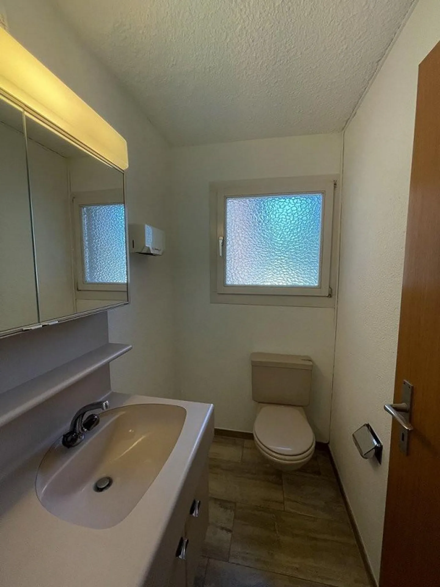 Spazioso, luminoso, affascinante - Foto 9 di 11