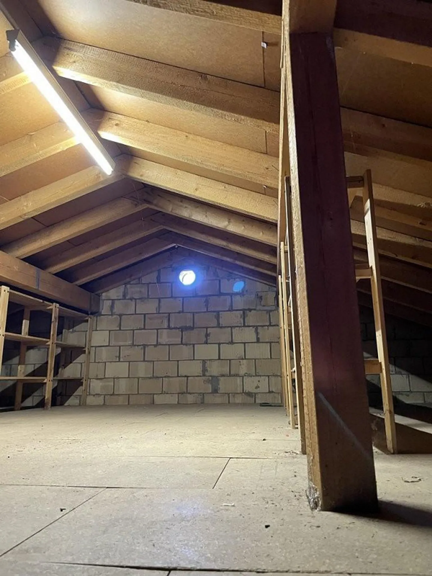 Spazioso, luminoso, affascinante - Foto 10 di 11