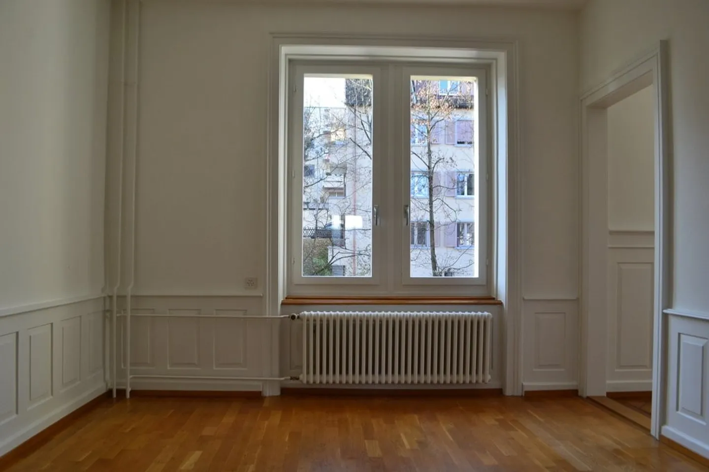 Appartamento d'epoca ristrutturato in edificio in stile Liberty - Foto 6 di 10
