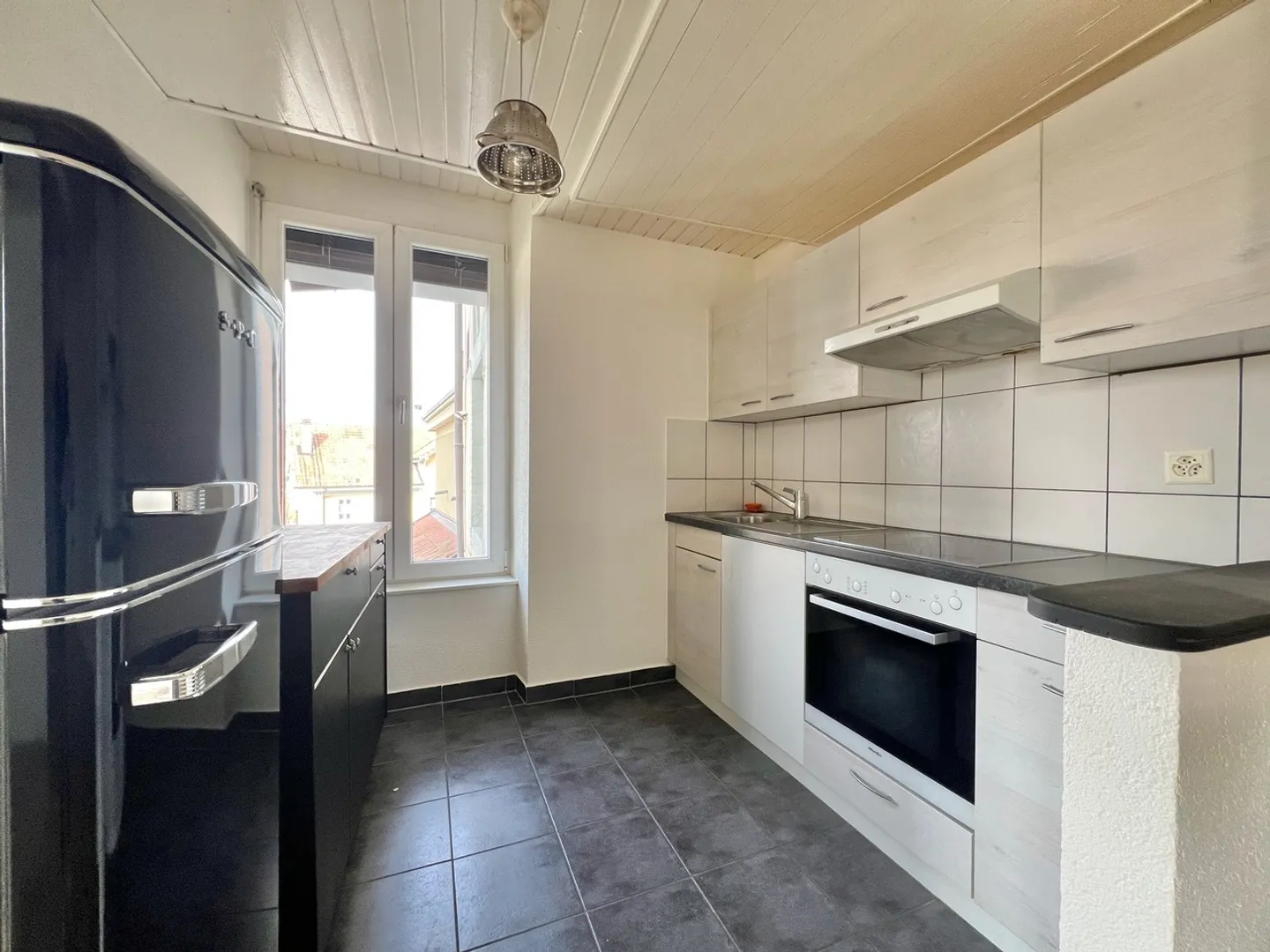 Appartamento atipico con grande terrazza - Foto 4 di 9