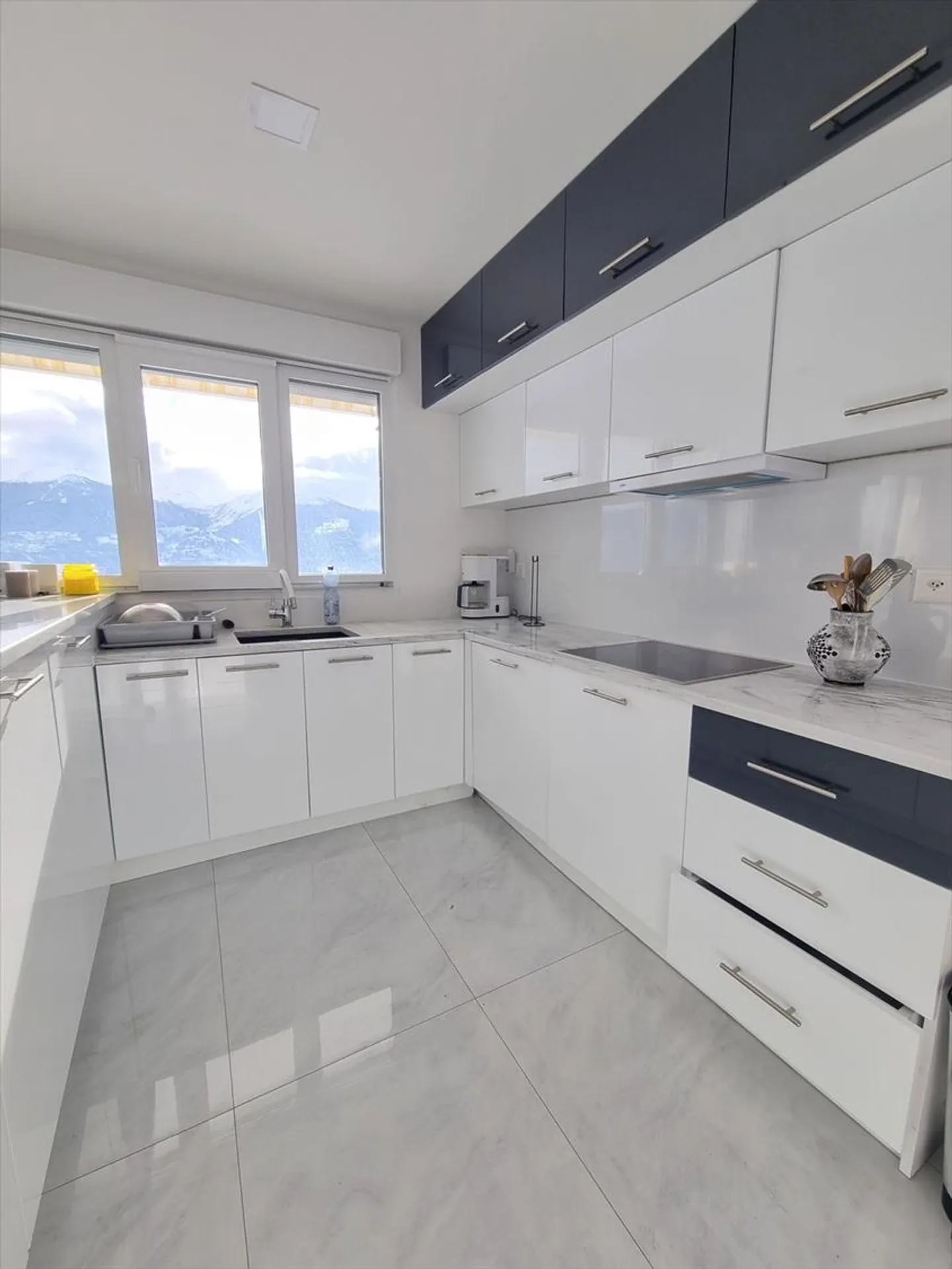 Casa completamente ristrutturata a Bluche - Solo 10 minuti in auto da Crans-Montana / Ref. 1007-652 - Foto 6 di 13