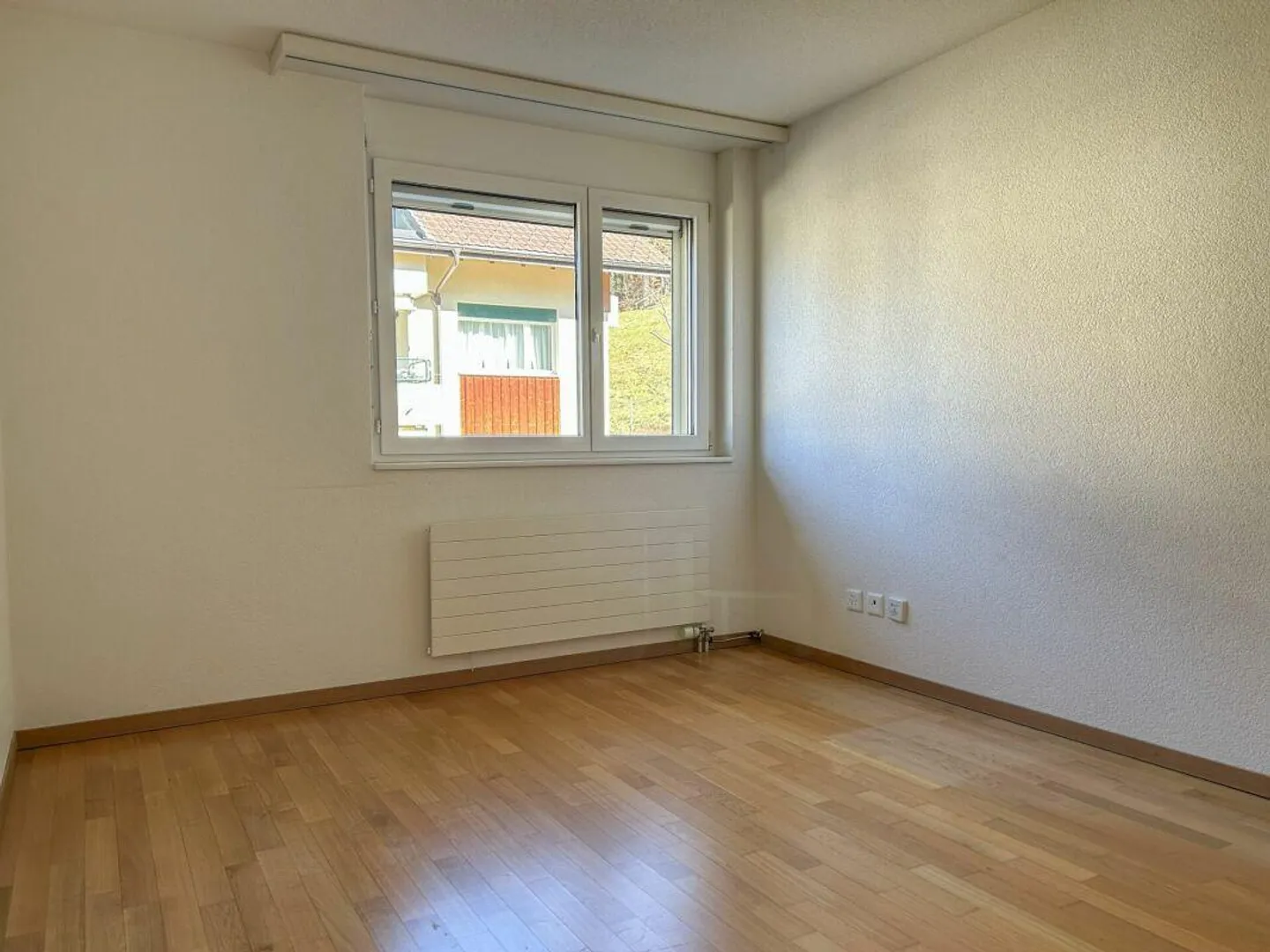 Appartement de 4.5 pièces - spacieux et central - Photo 5 sur 10