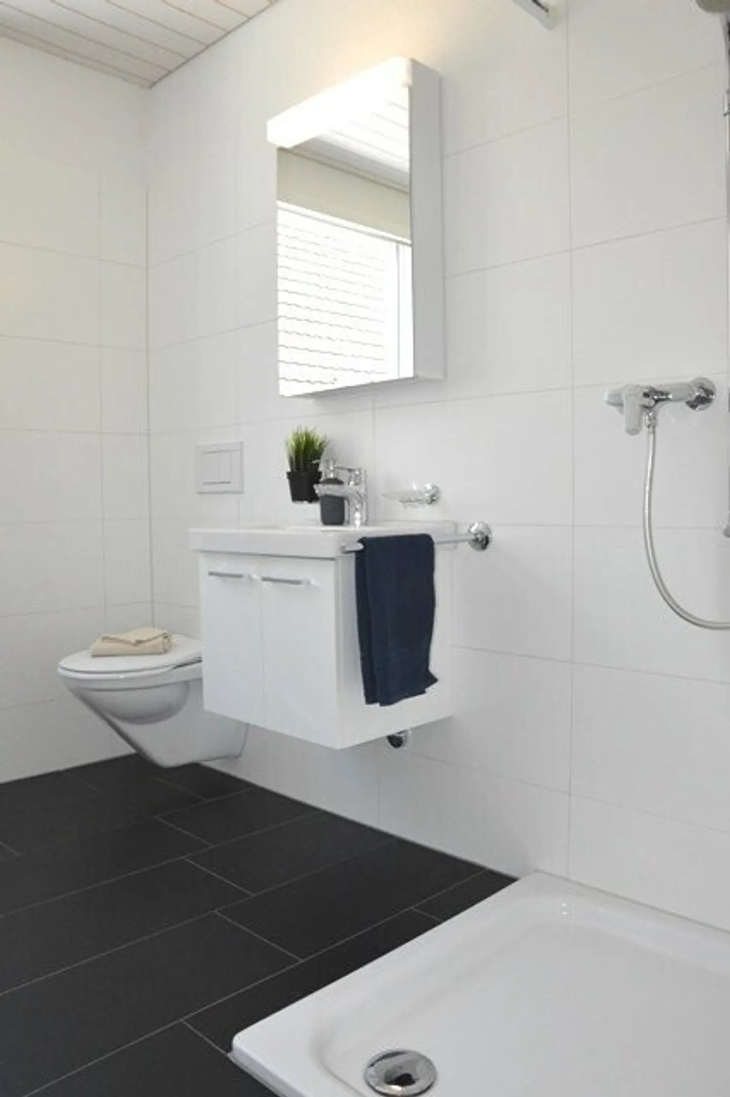 Your new modern home - Photo 4 of 4