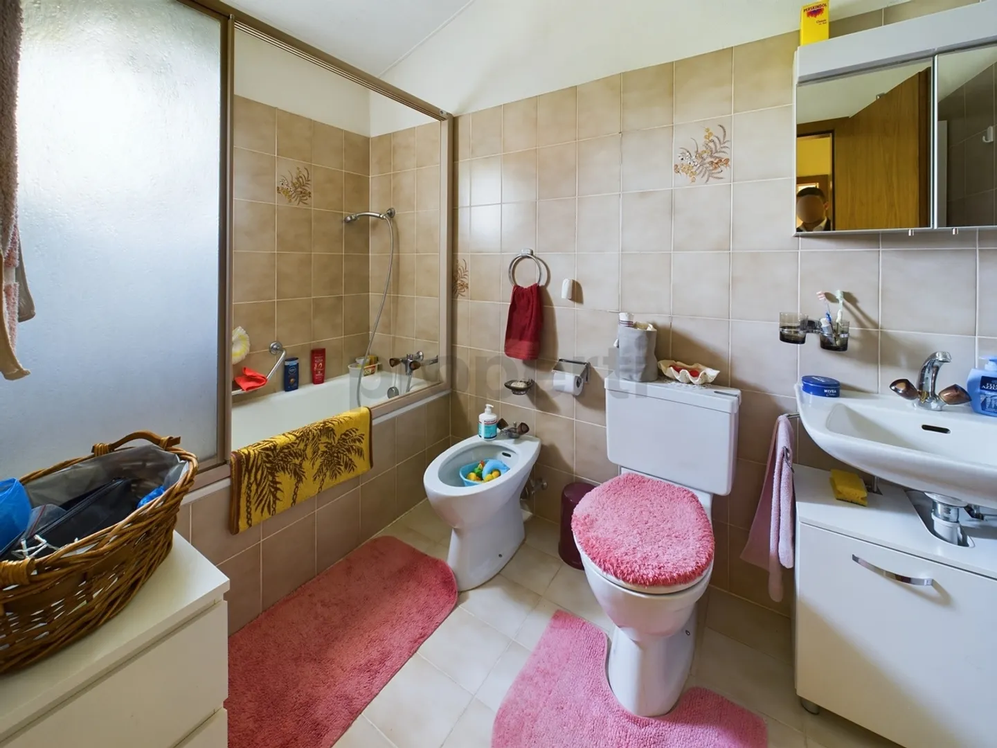 Einladendes 4.5-Zimmer-Reihenhaus in Caslano / Invitante casa a schiera di 4,5 locali a Caslano - Foto 8 von 12