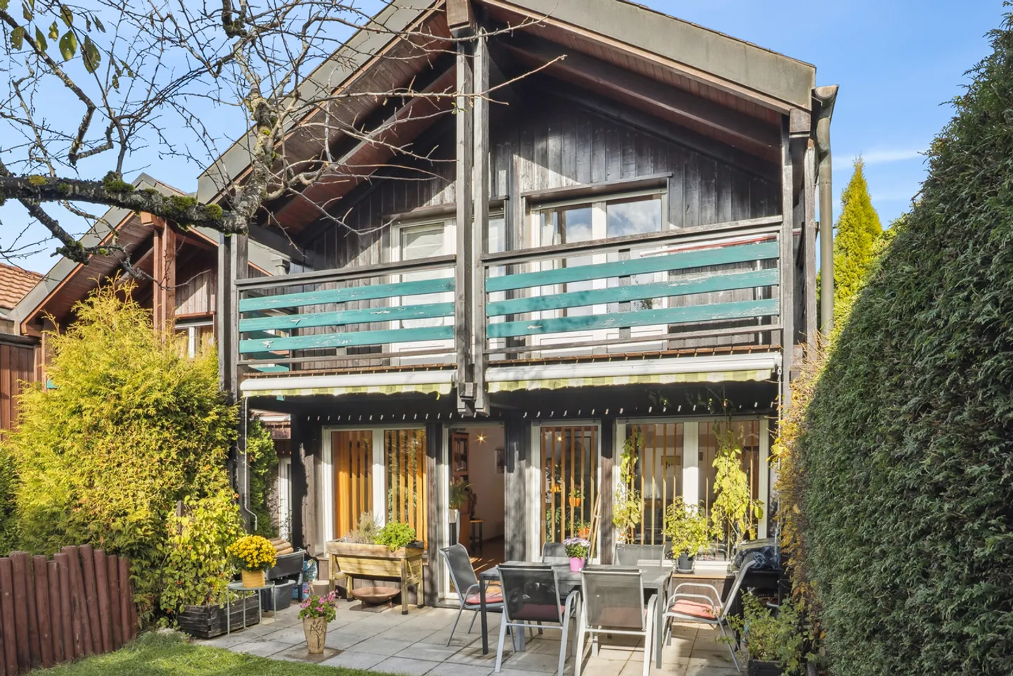 Incantevole casa familiare con giardino e 2 box garage! - Foto 1 di 12