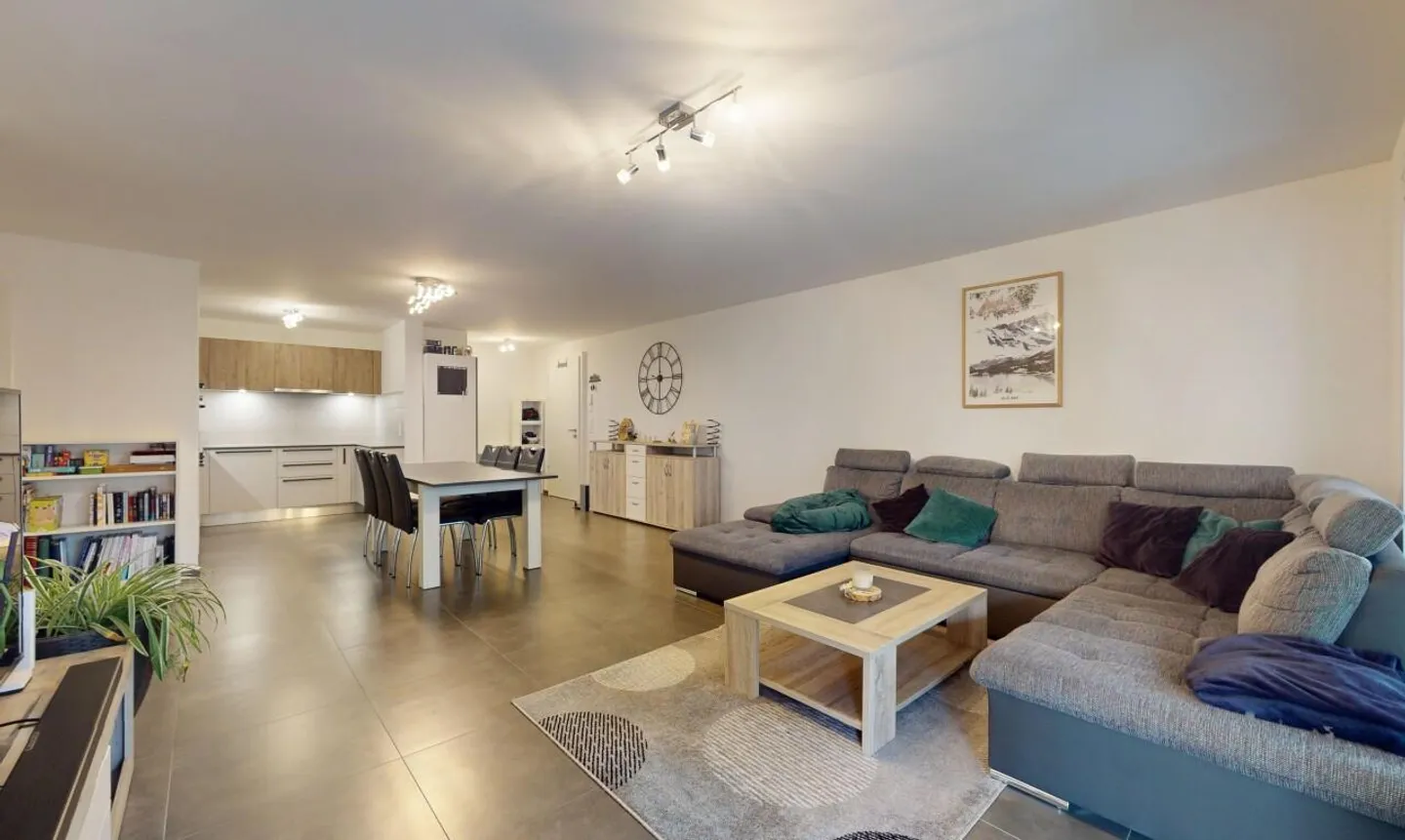 Bell'appartamento nuovo con giardino in una piccola condominio - Foto 1 di 11