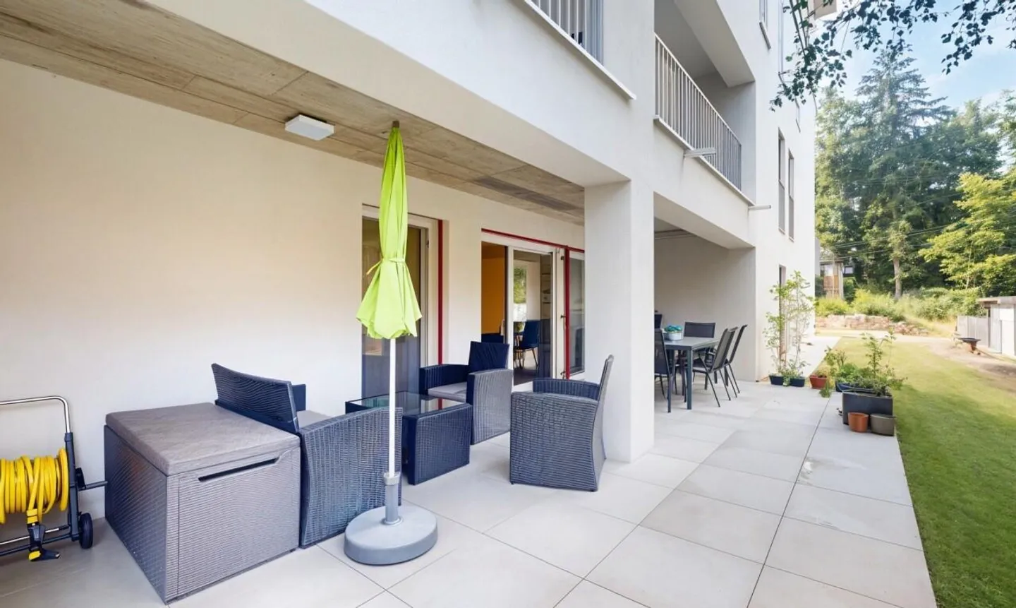 Bell'appartamento nuovo con giardino in una piccola condominio - Foto 2 di 11