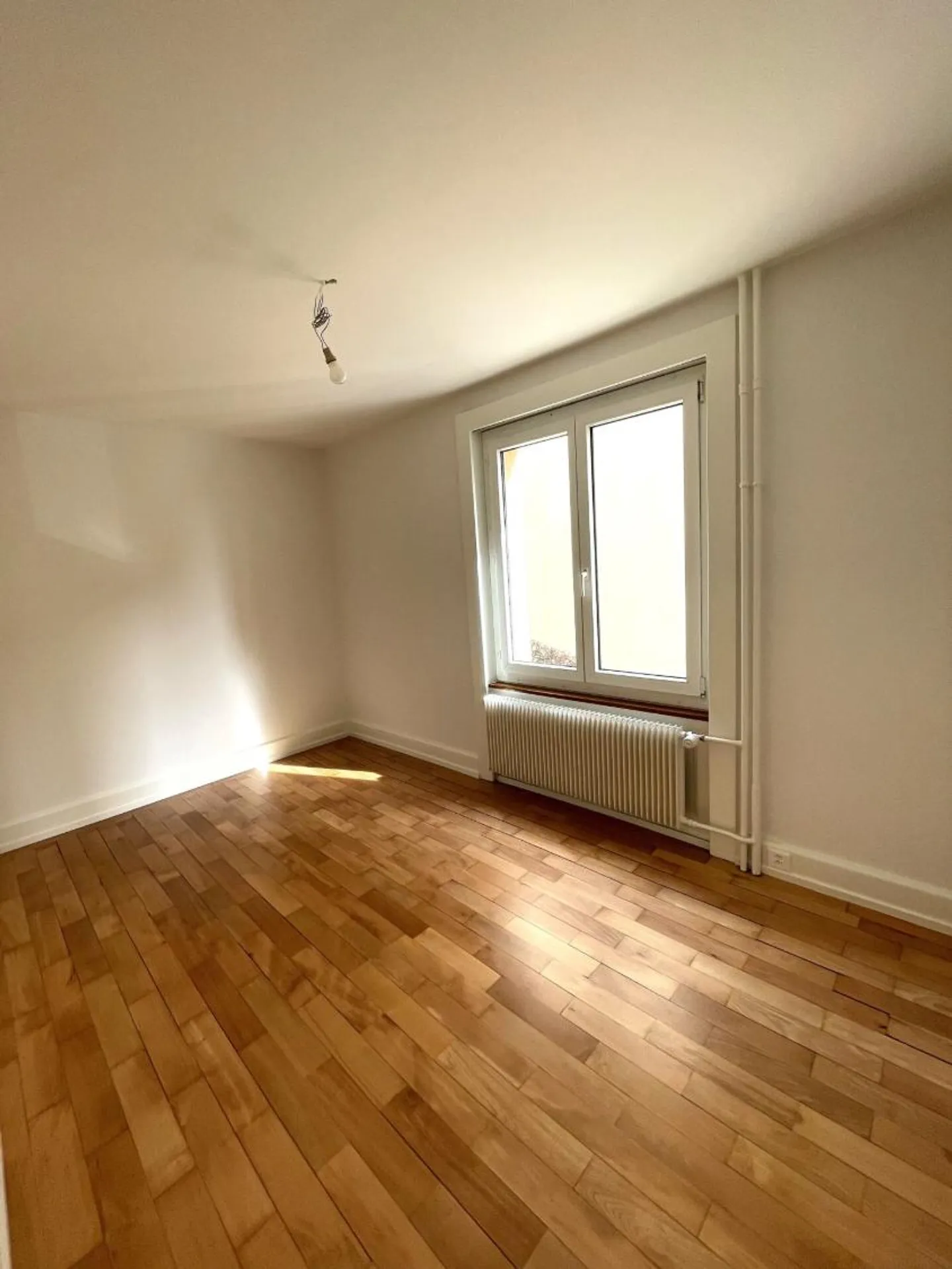 Appartamento ristrutturato di 3 stanze - Foto 4 di 8