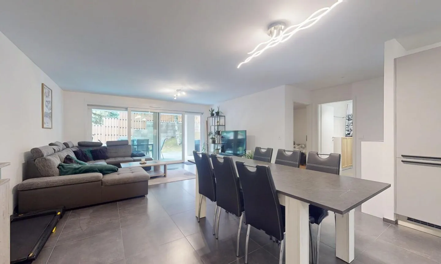 Bell'appartamento nuovo con giardino in una piccola condominio - Foto 4 di 11