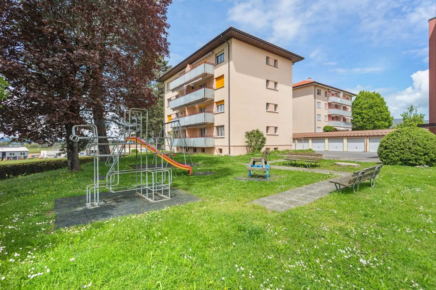 Appartamento luminoso di 3,5 locali al 2° piano a Bossonnens - Foto 8 di 9