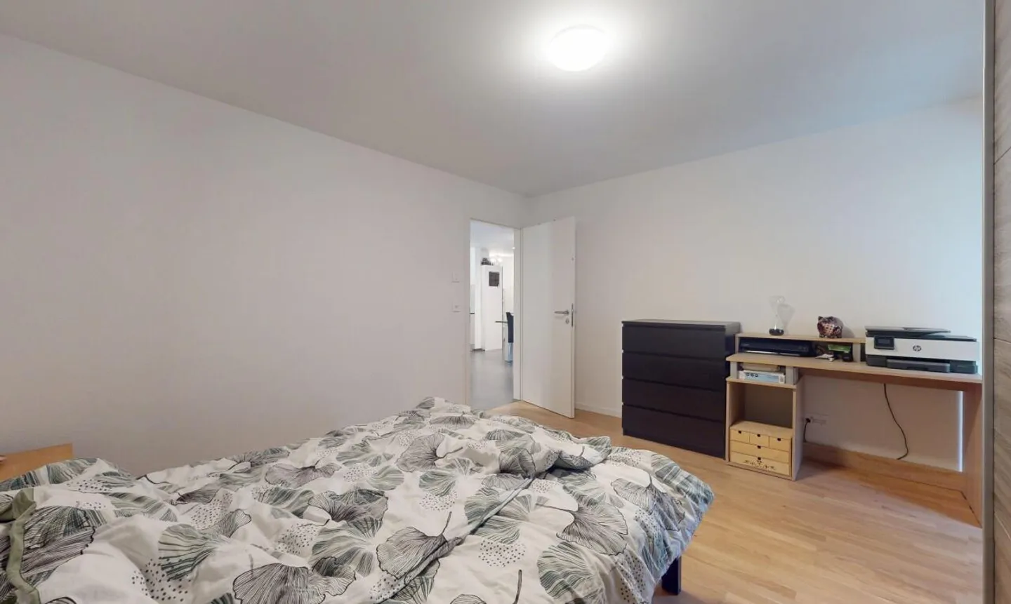 Bell'appartamento nuovo con giardino in una piccola condominio - Foto 9 di 11