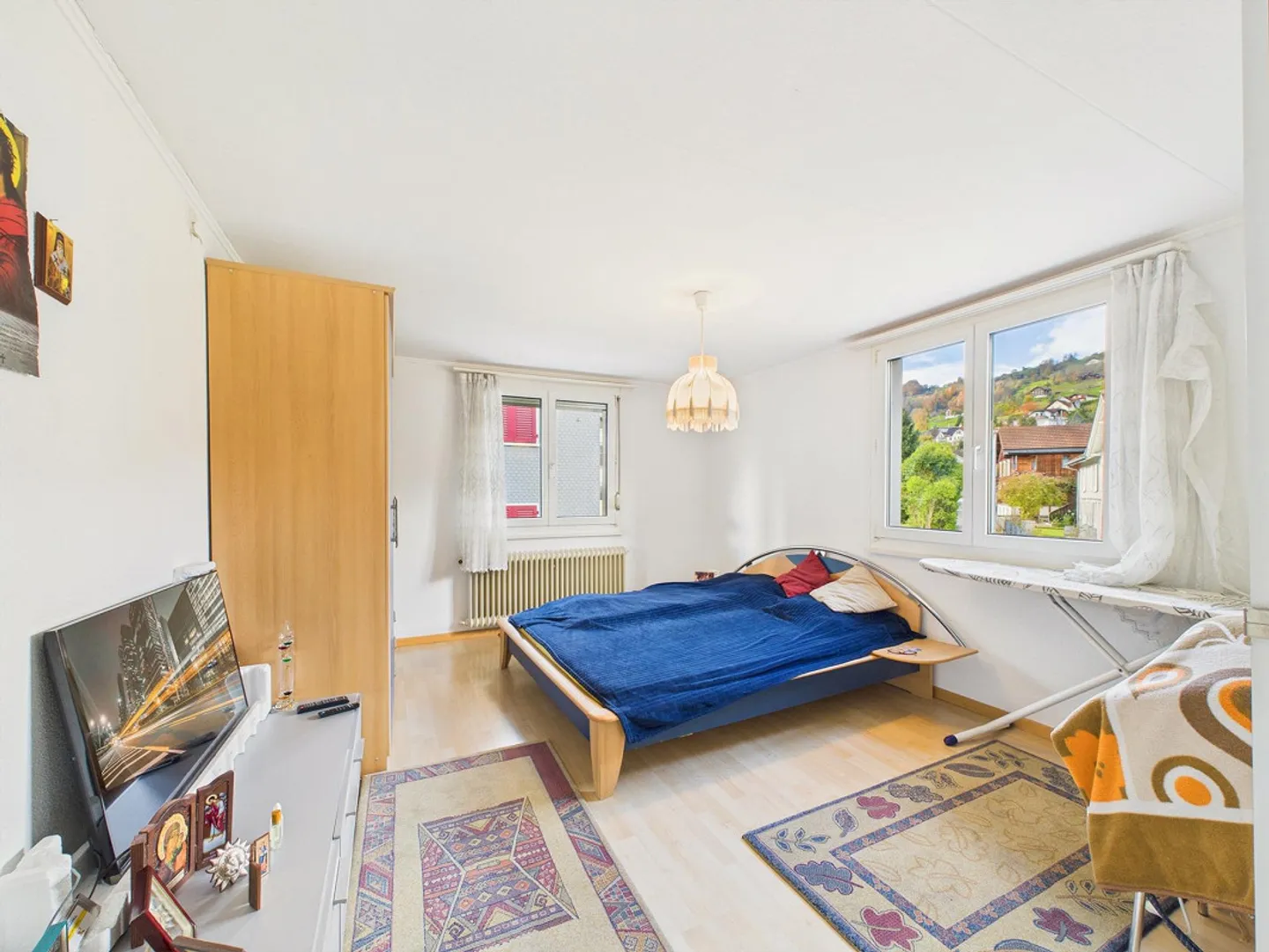 Casa bifamiliare con appartamento di 3,5 stanze e spazio commerciale (Kebab) - Foto 4 di 13