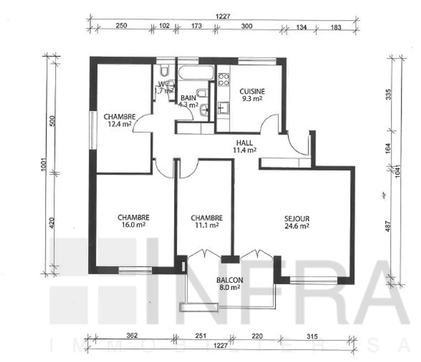 Beautifully renovated 4.5-room apartment - Photo 10 of 10