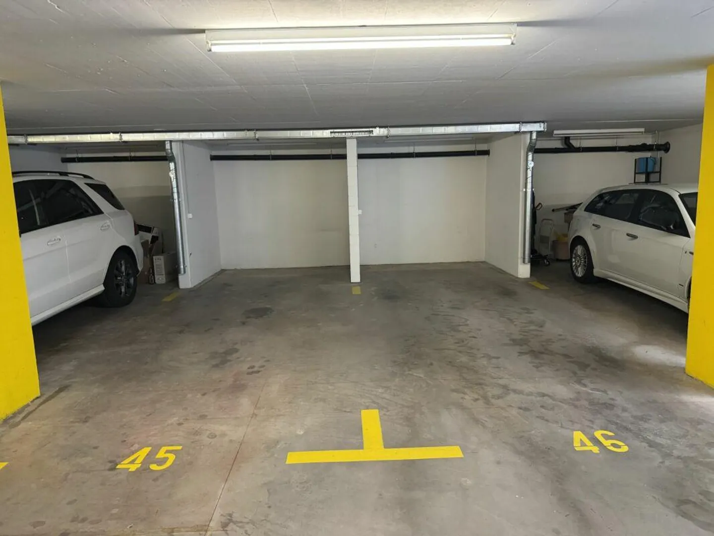 Moderne Attikawohnung mit Terrassen - Foto 12 von 13