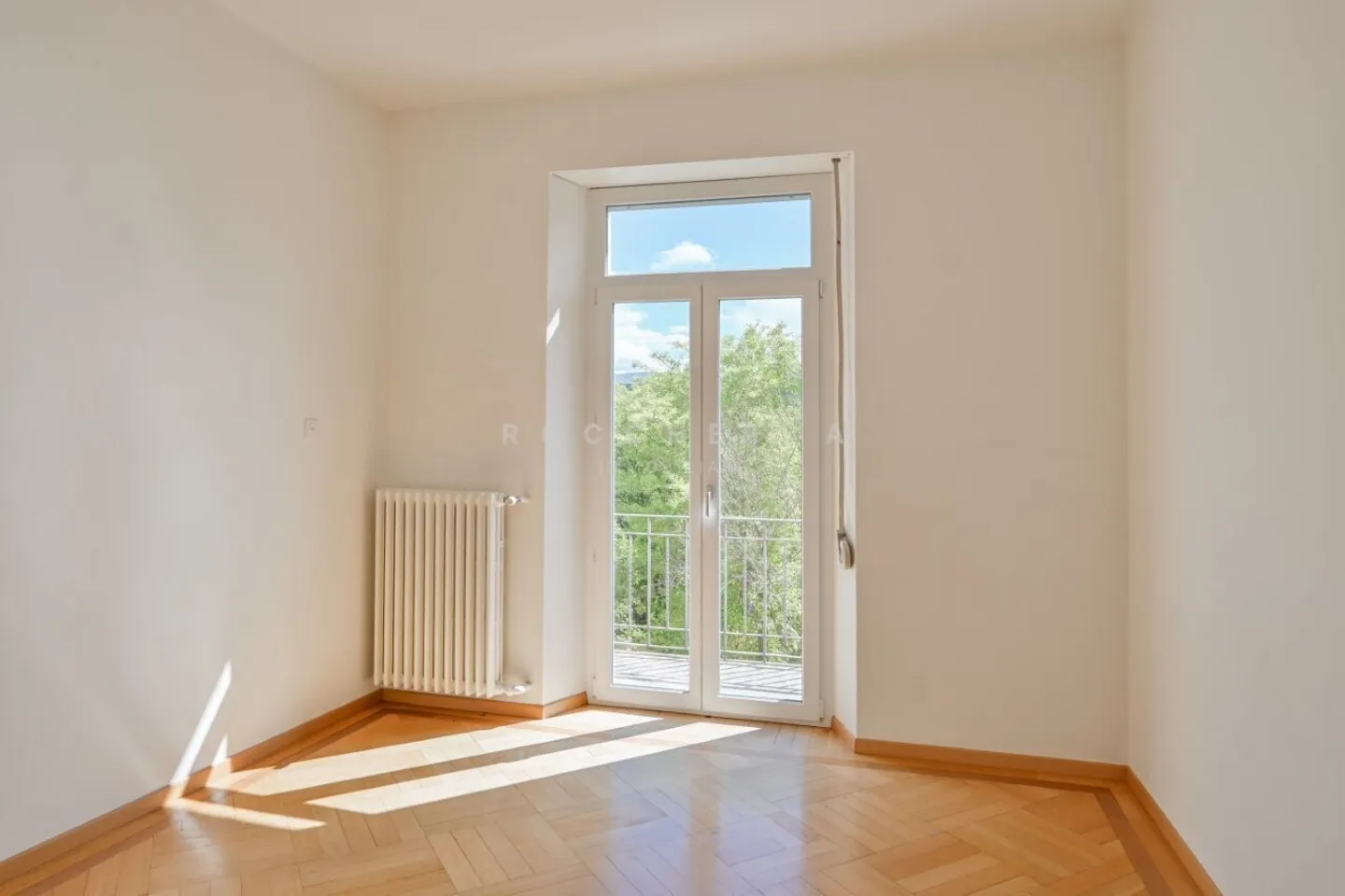 Casa bifamiliare e Dépendance immersi nel verde con vista sul fiume - Foto 7 di 8