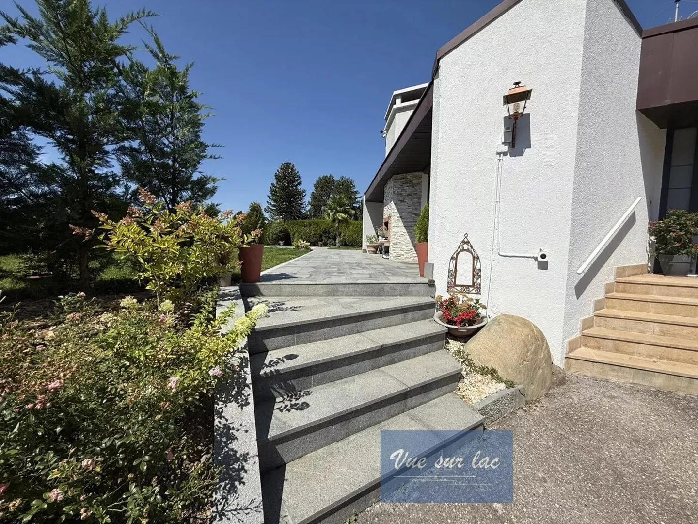 LUXURY VILLA VESSY WITH POOL AND EXPANSION POTENTIAL - Photo 2 of 13