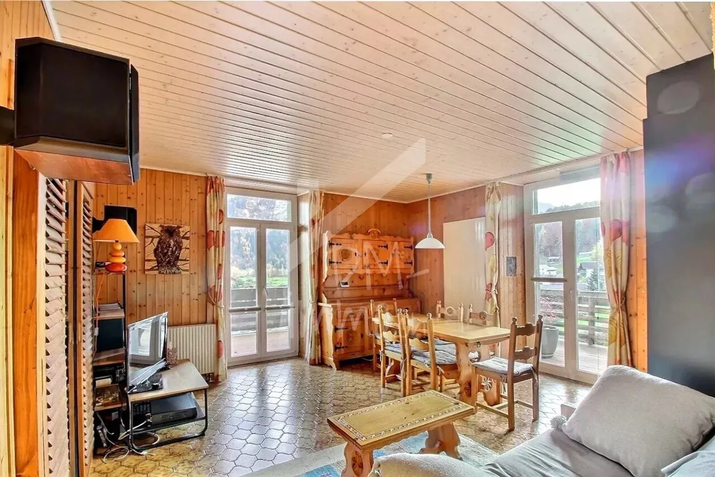 Appartamento ristrutturato 2,5 locali, grande terrazza sud - Foto 2 di 9