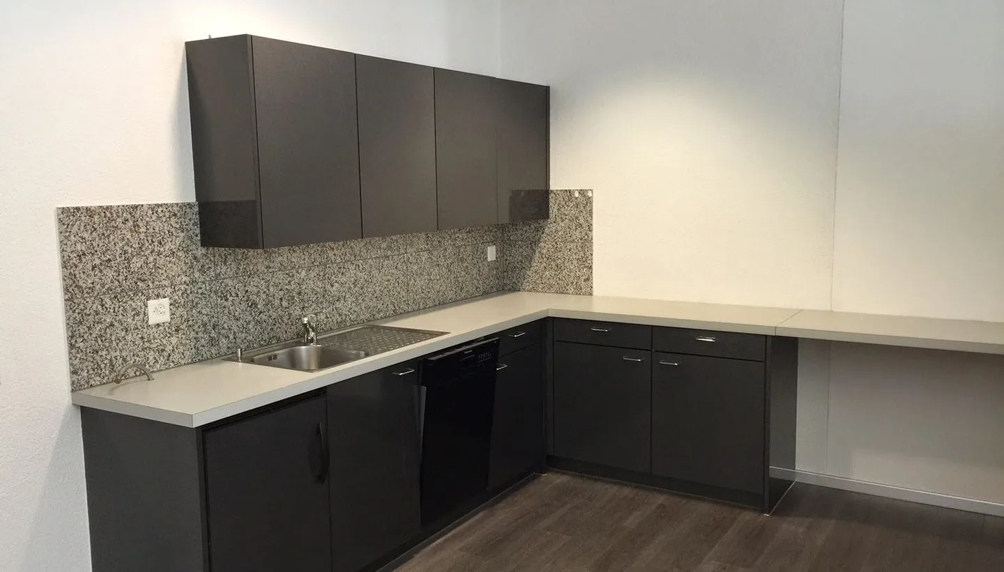 Ufficio / Stanze di pratica - Foto 7 di 16