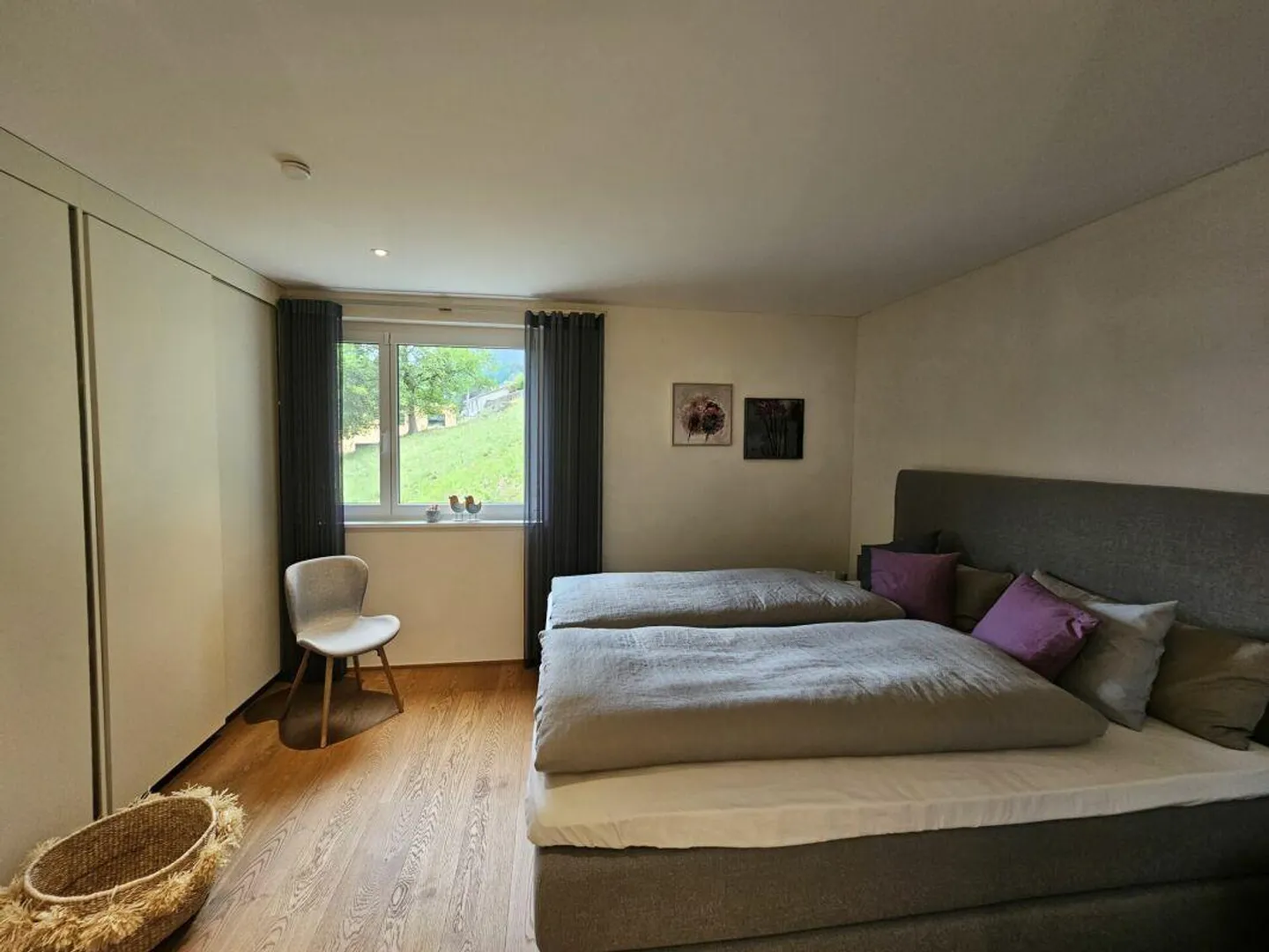 Originelle exklusive Terrassenwohnung in einer attraktiven Wohnlage in Sils i.D. - Photo 4 sur 12