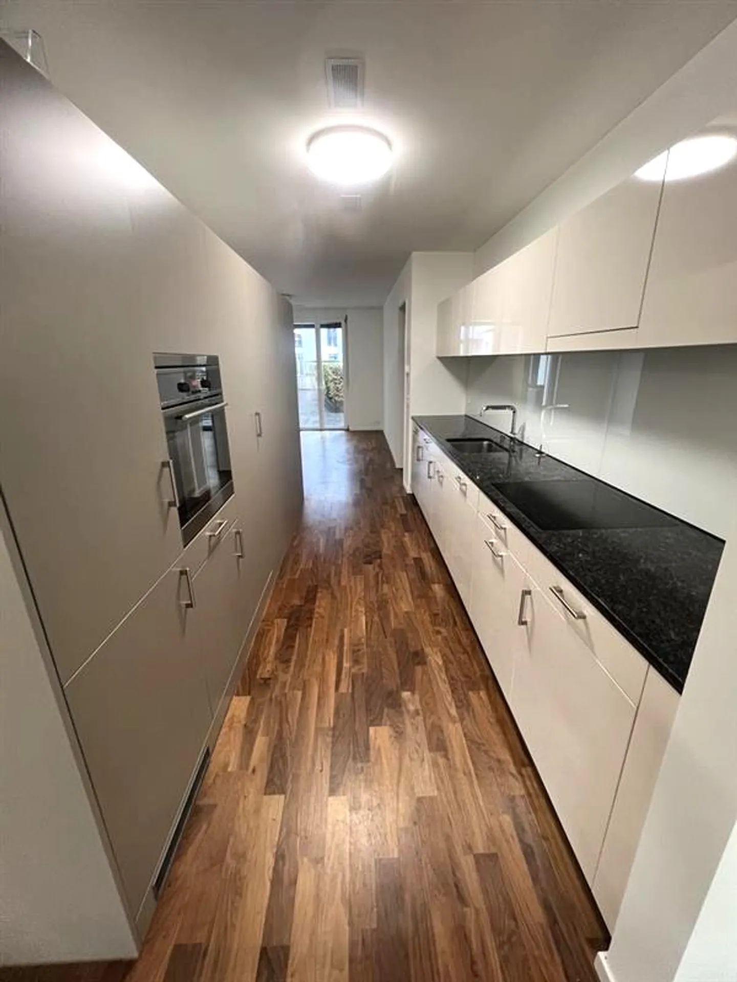 In the heart of Dietikon! - Photo 5 of 11