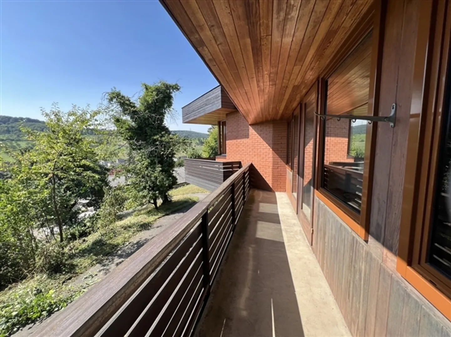 «Imposantes Architektenhaus mit grossem Umschwung» - Foto 11 von 19