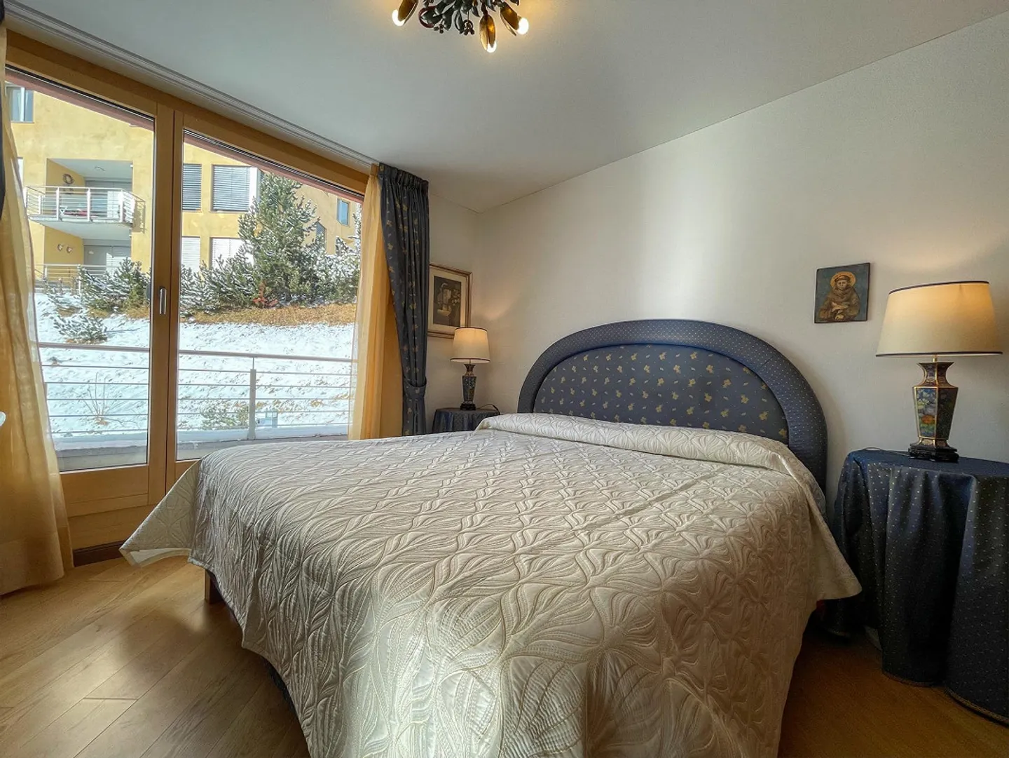 Meraviglioso attico duplex con vista mozzafiato a Samedan - Foto 4 di 8