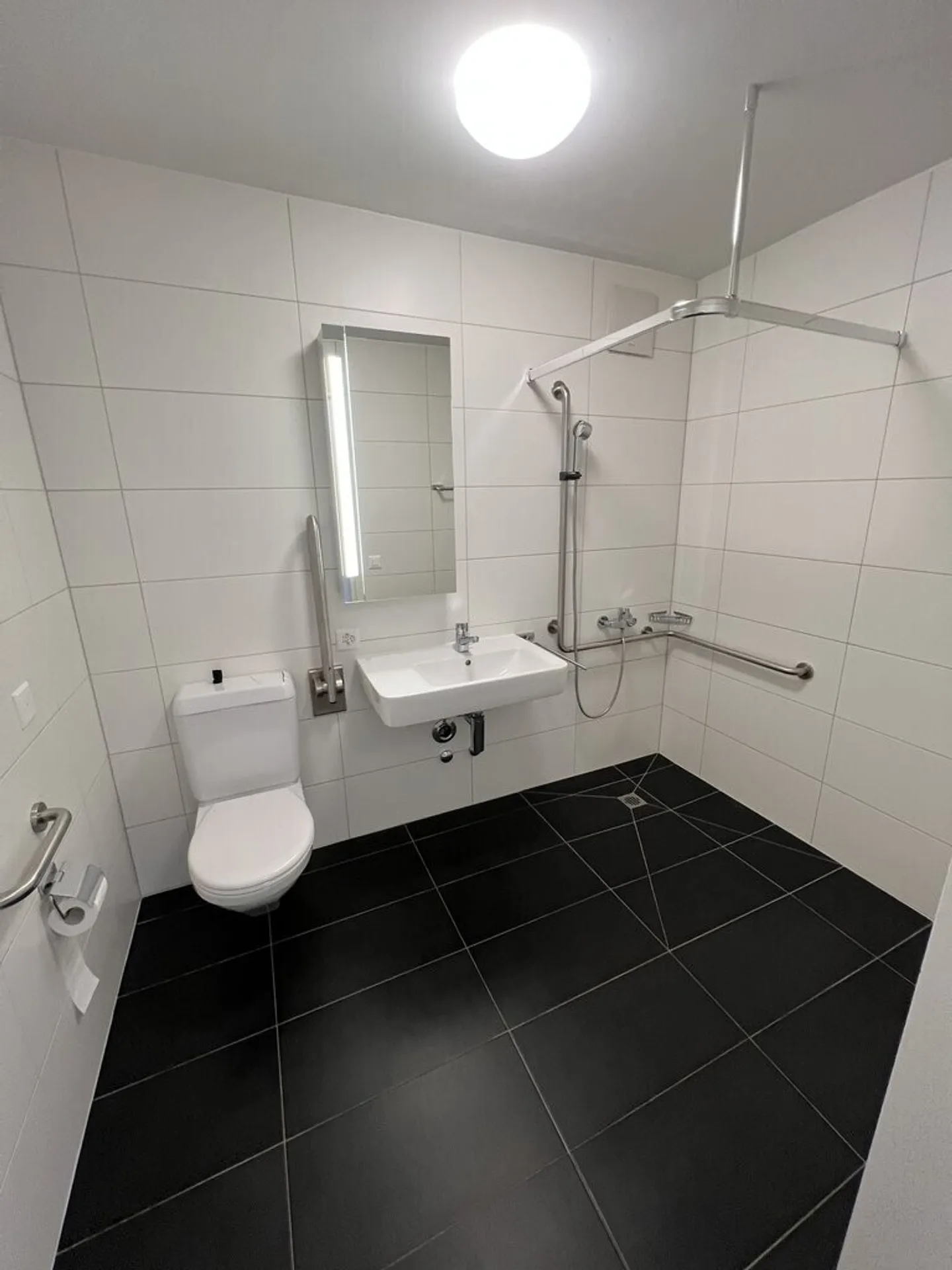 Beautiful studio for rent - Photo 5 of 6