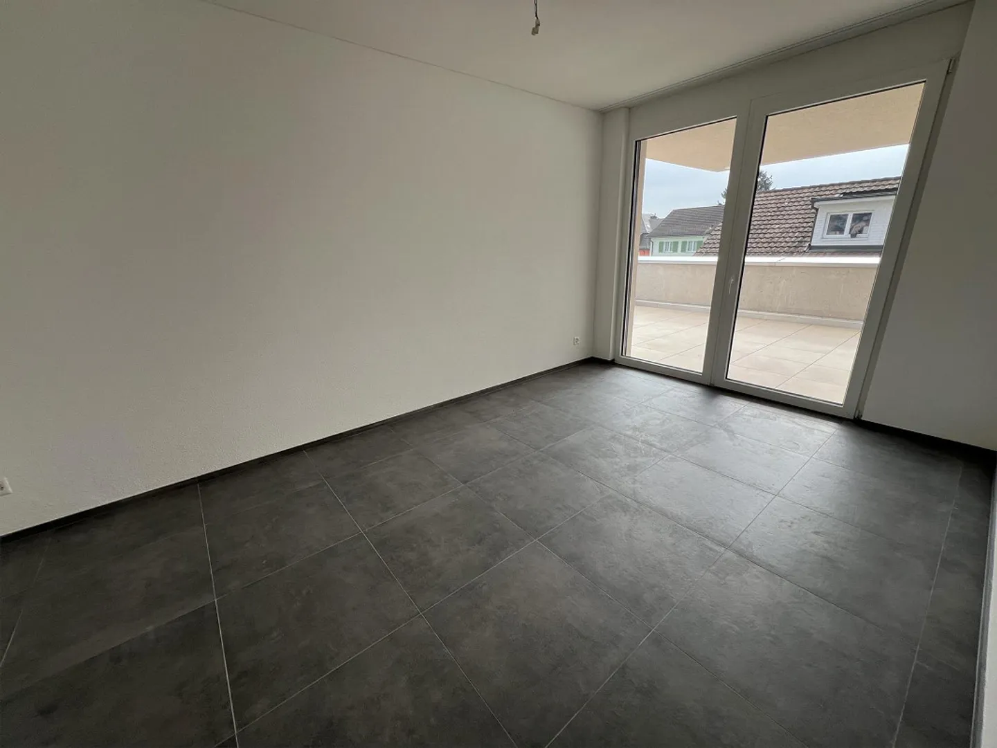 LAST APARTMENT - New building in a central location! - Photo 7 of 11