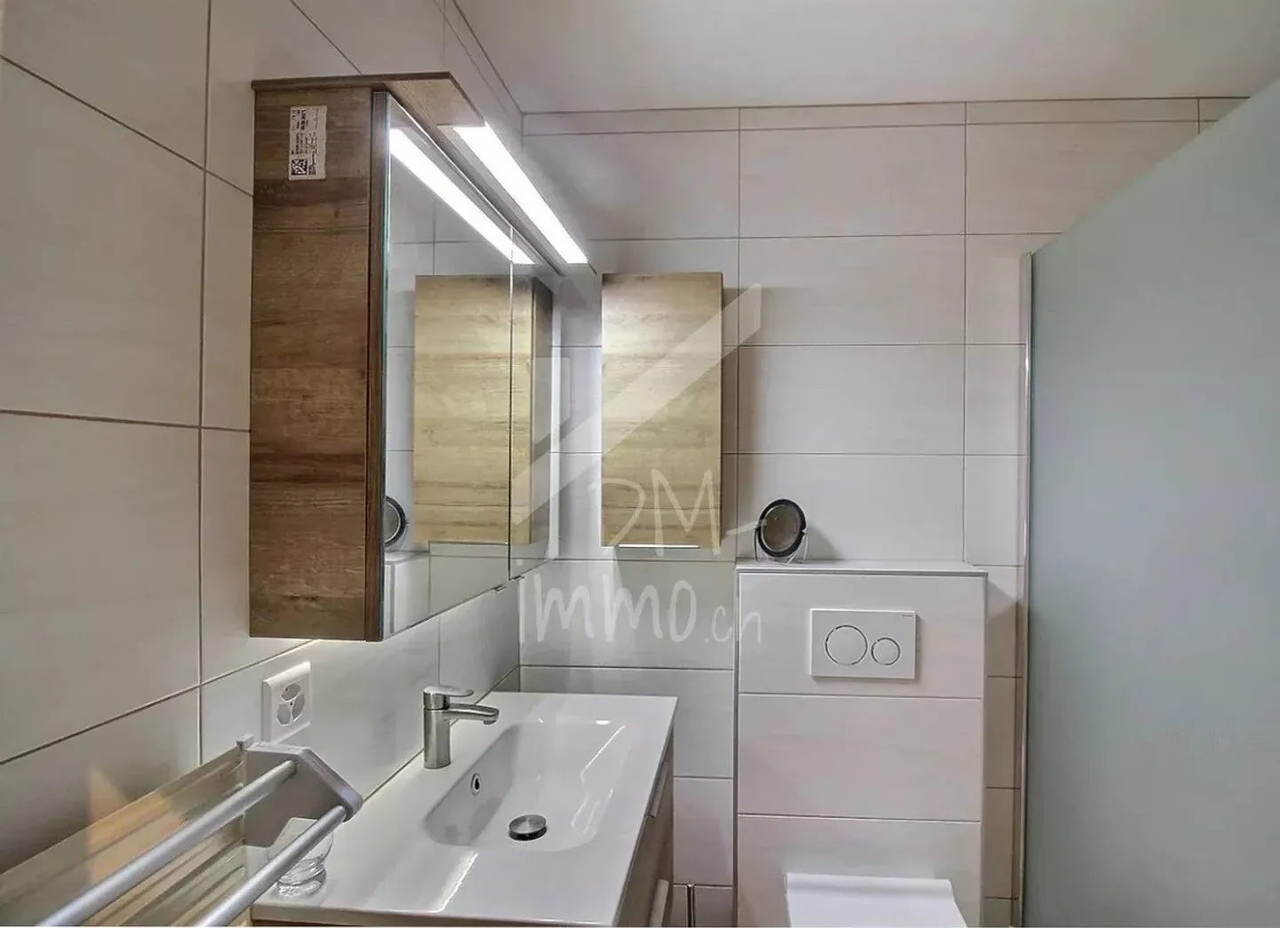 Appartamento ristrutturato 2,5 locali, grande terrazza sud - Foto 8 di 9