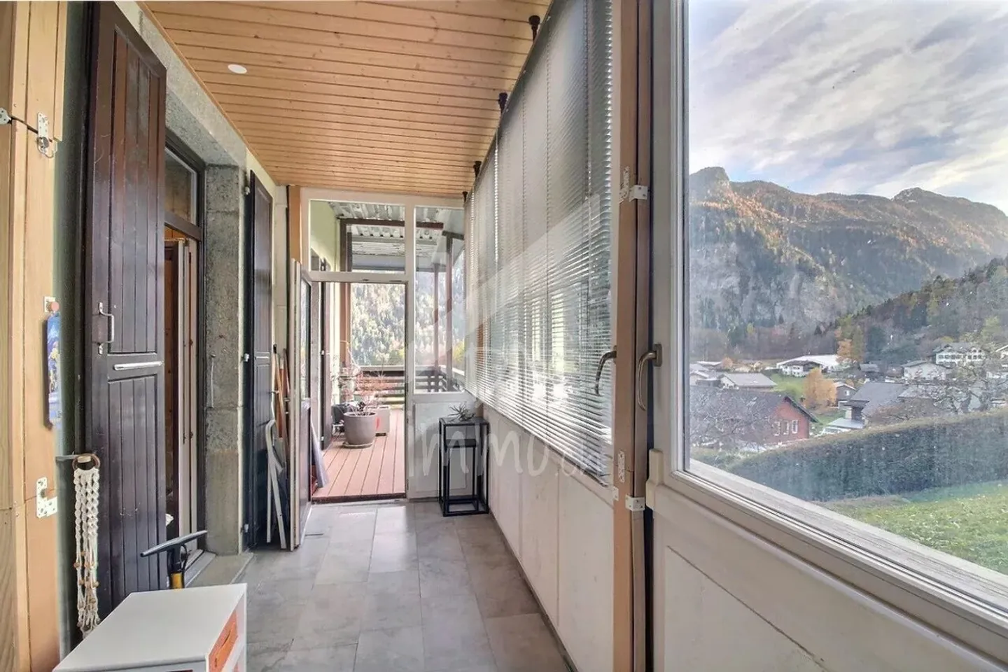 Appartamento ristrutturato 2,5 locali, grande terrazza sud - Foto 9 di 9