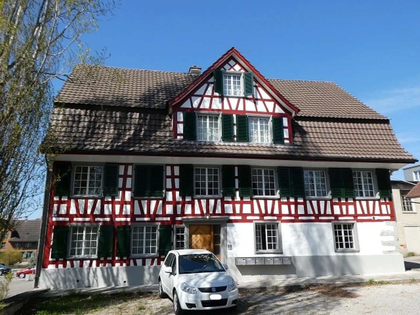 Bella appartamento di 4½ stanze in una casa a graticcio - Foto 1 di 8