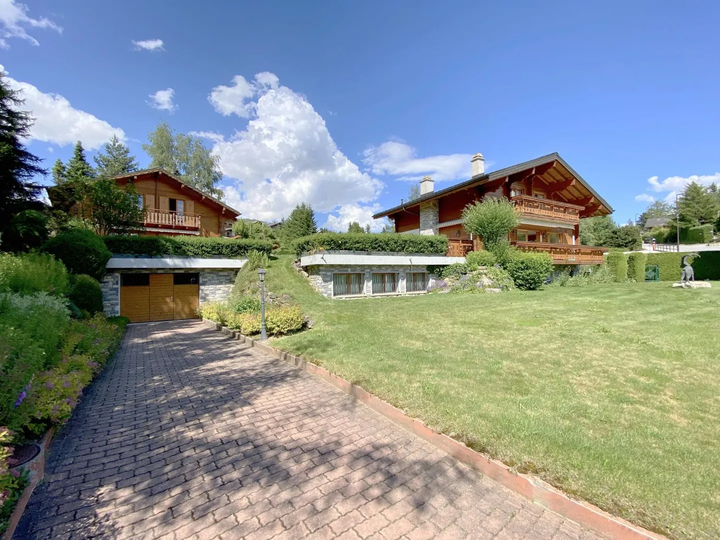 Chalet 15 stanze - Foto 1 di 13