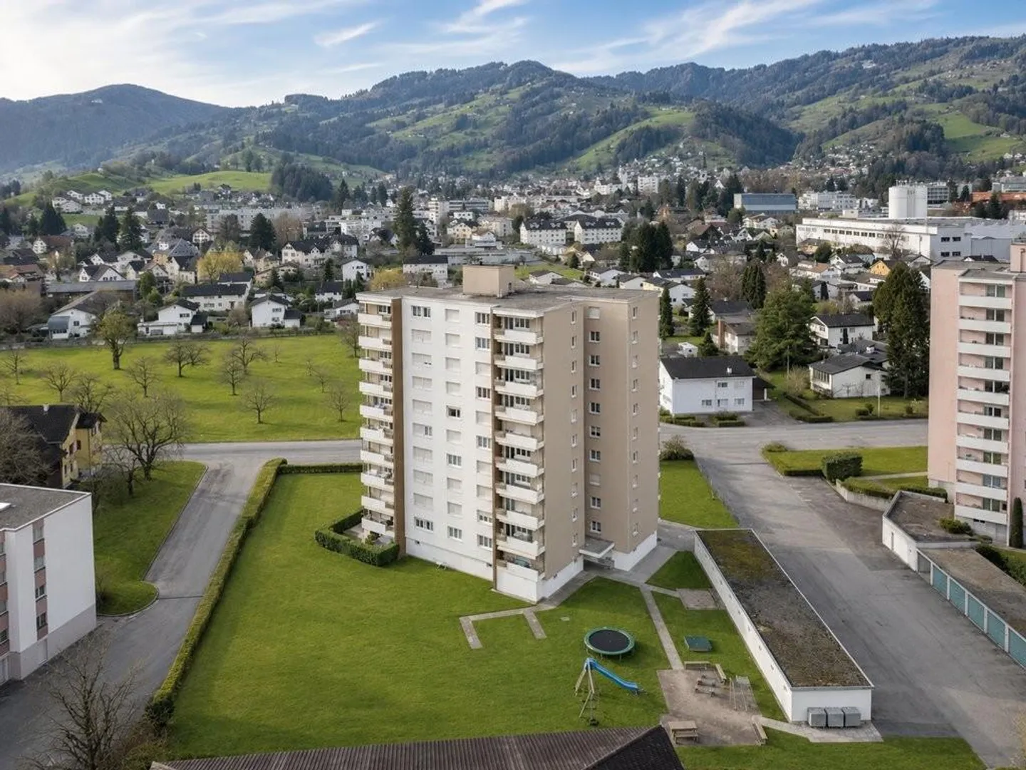 Schön Wohnen an ruhiger Lage ! - Foto 1 von 10
