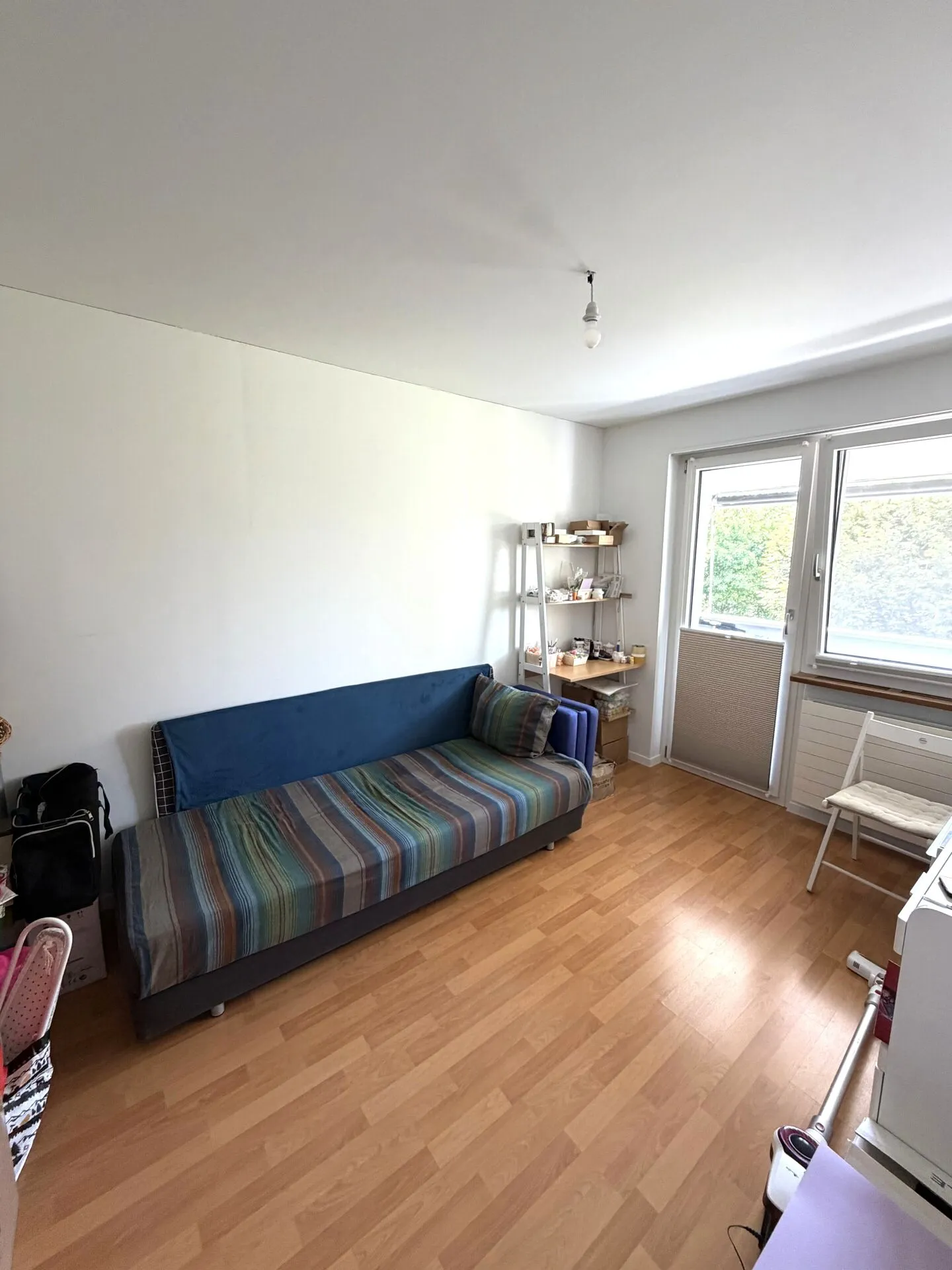 La Neuveville, wunderschöne 3,5-Zimmer-Wohnung im Untergeschoss mit Balkon - Foto 6 von 8